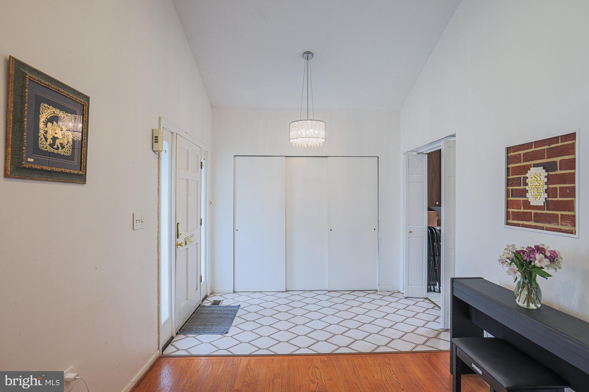 CROSS COUNTRY - Residential