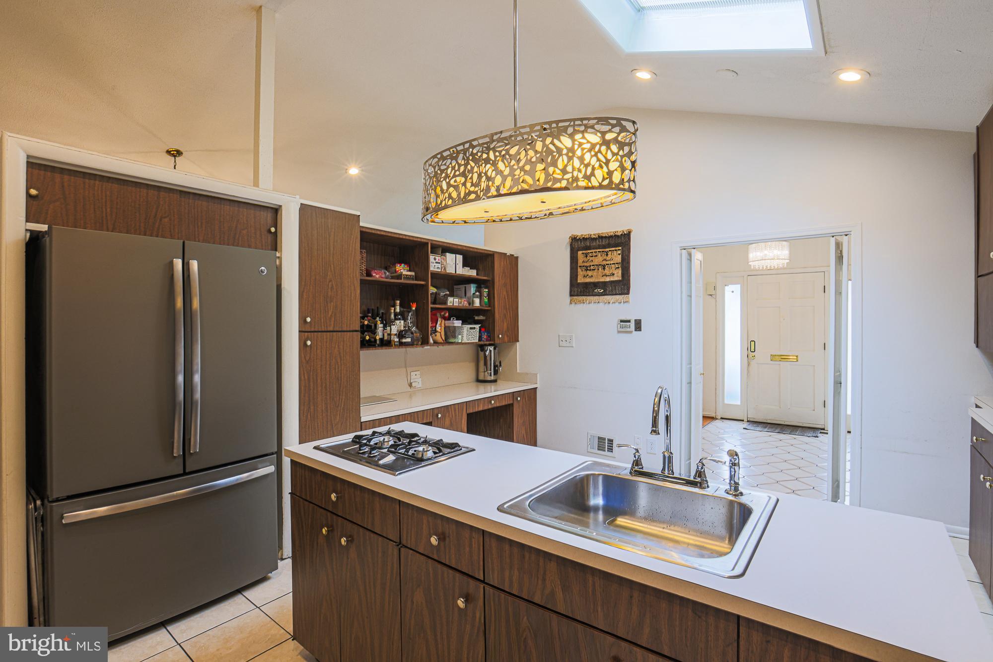 CROSS COUNTRY - Residential