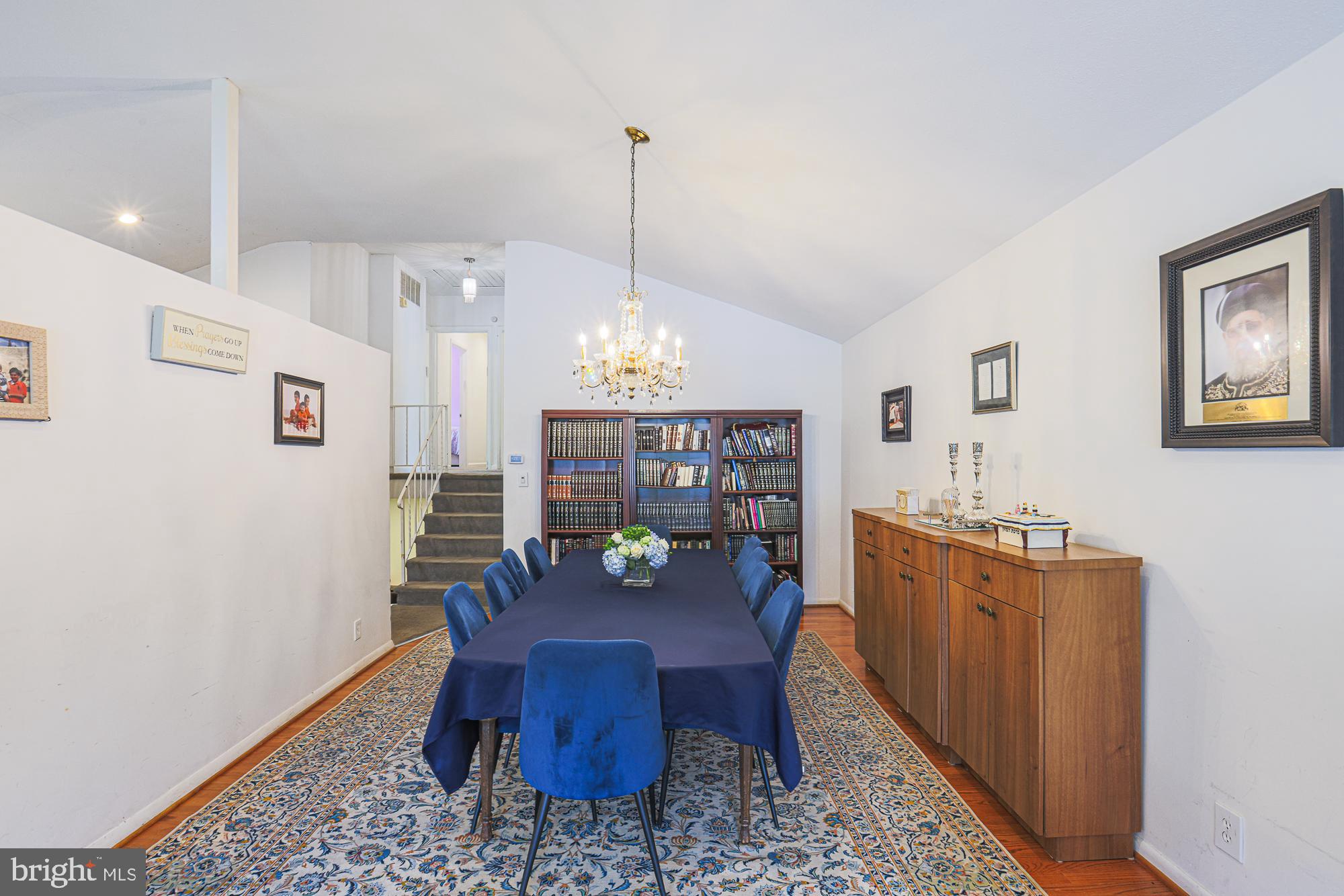 CROSS COUNTRY - Residential