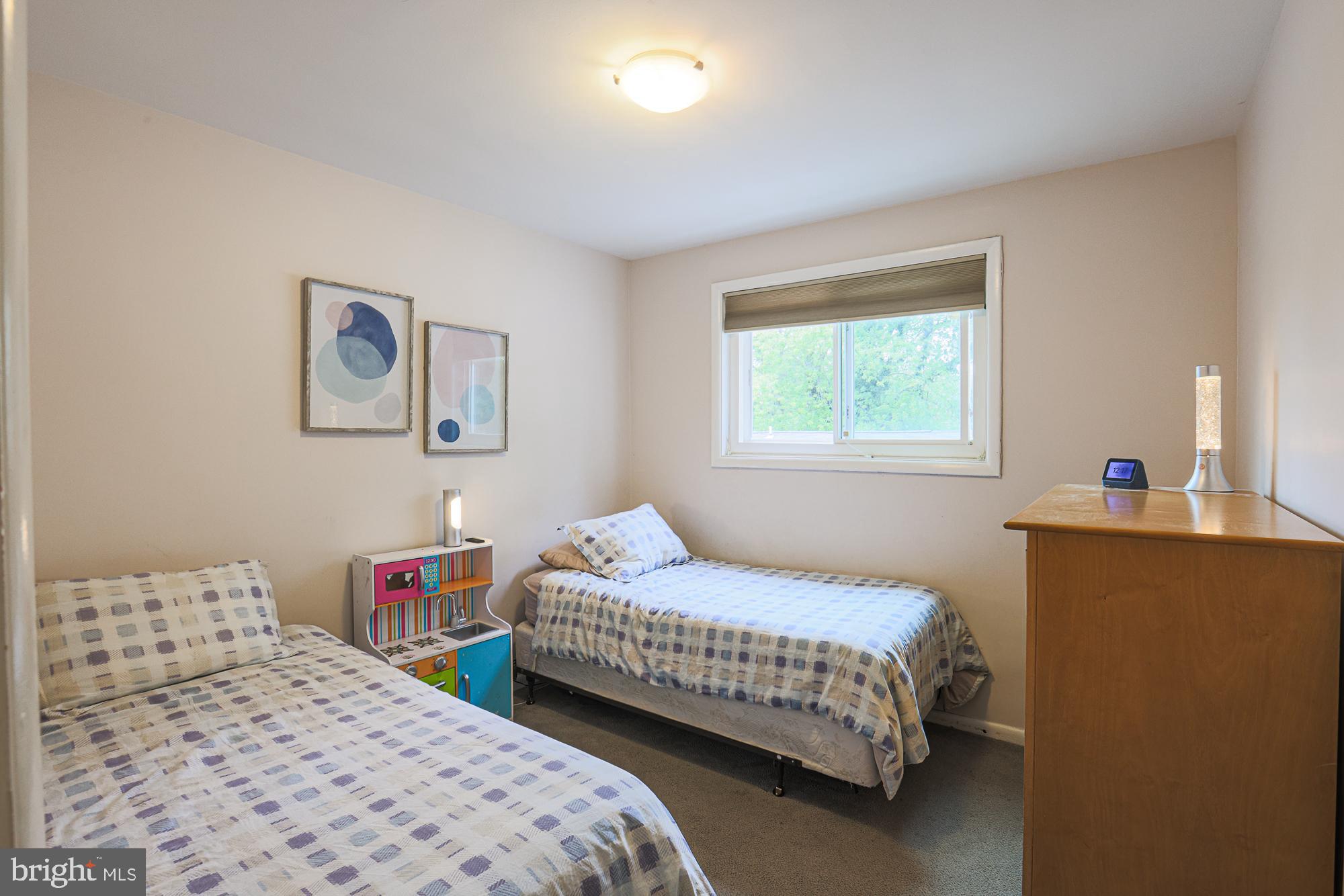 CROSS COUNTRY - Residential