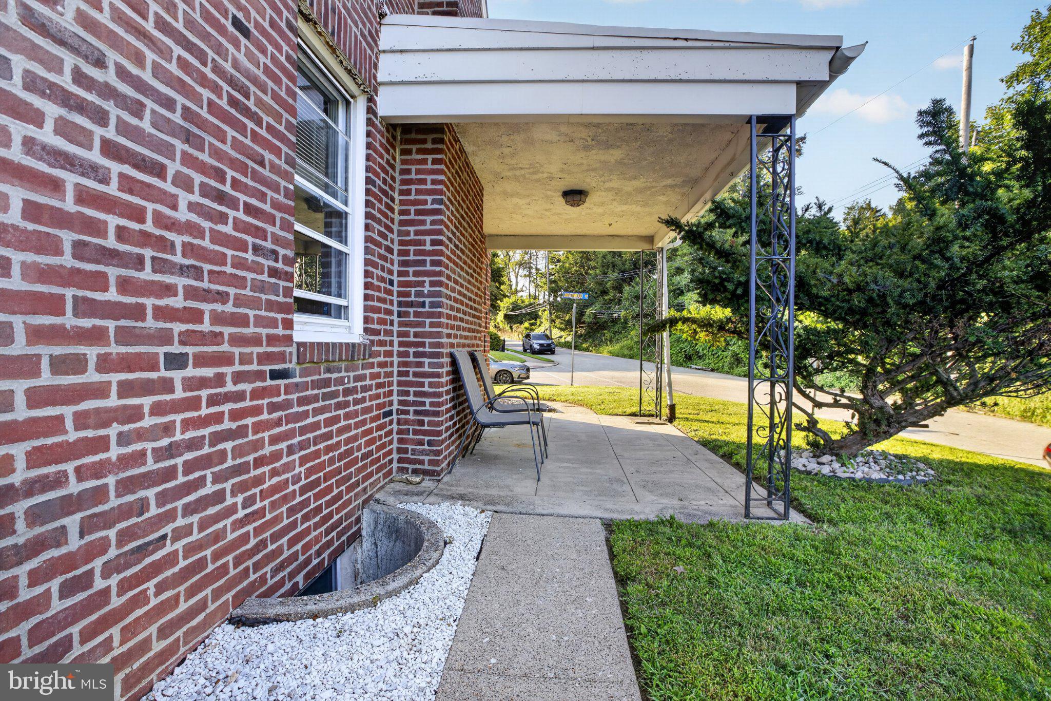 16 UNDERWOOD ROAD