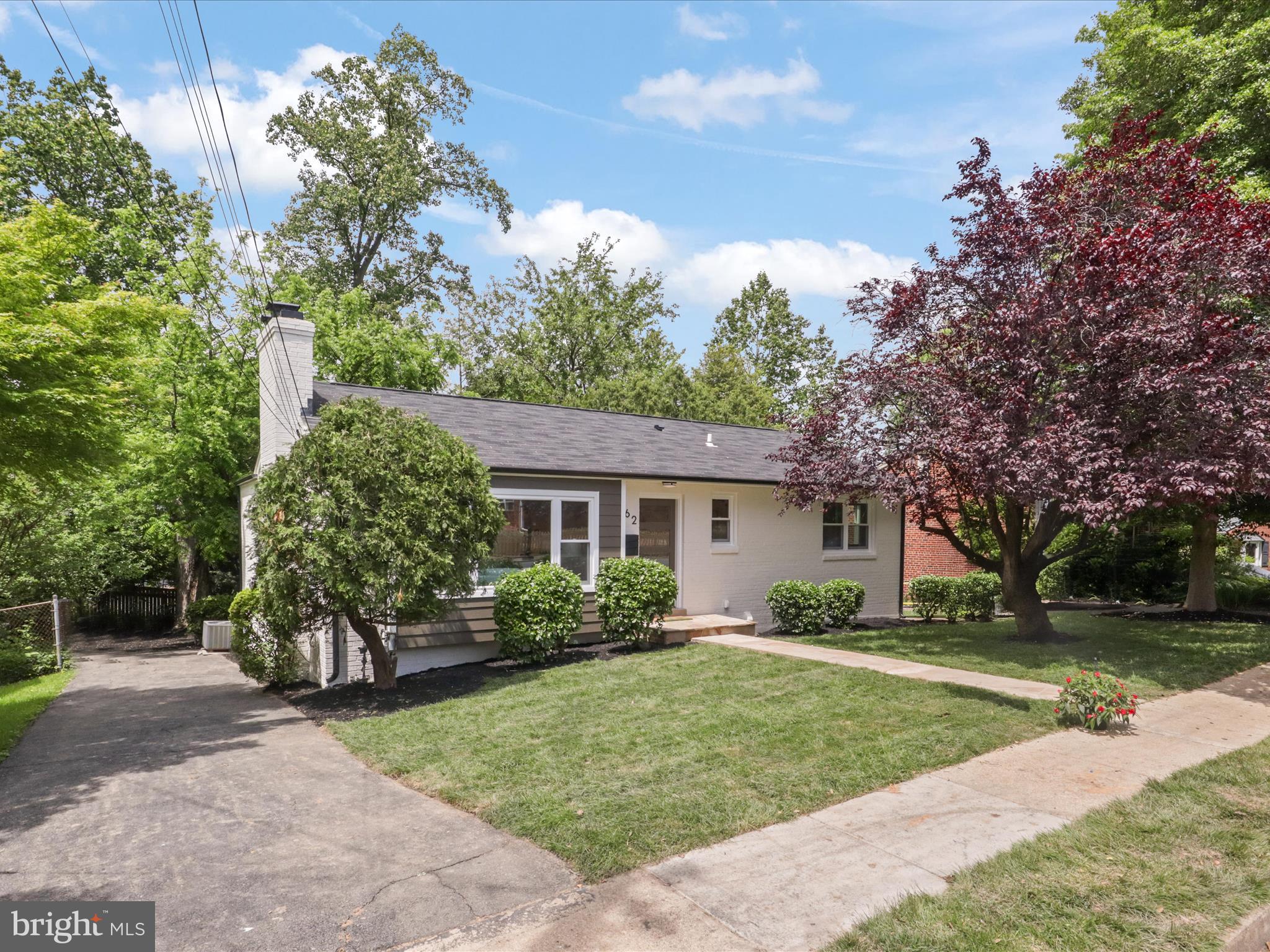 862 N OHIO STREET