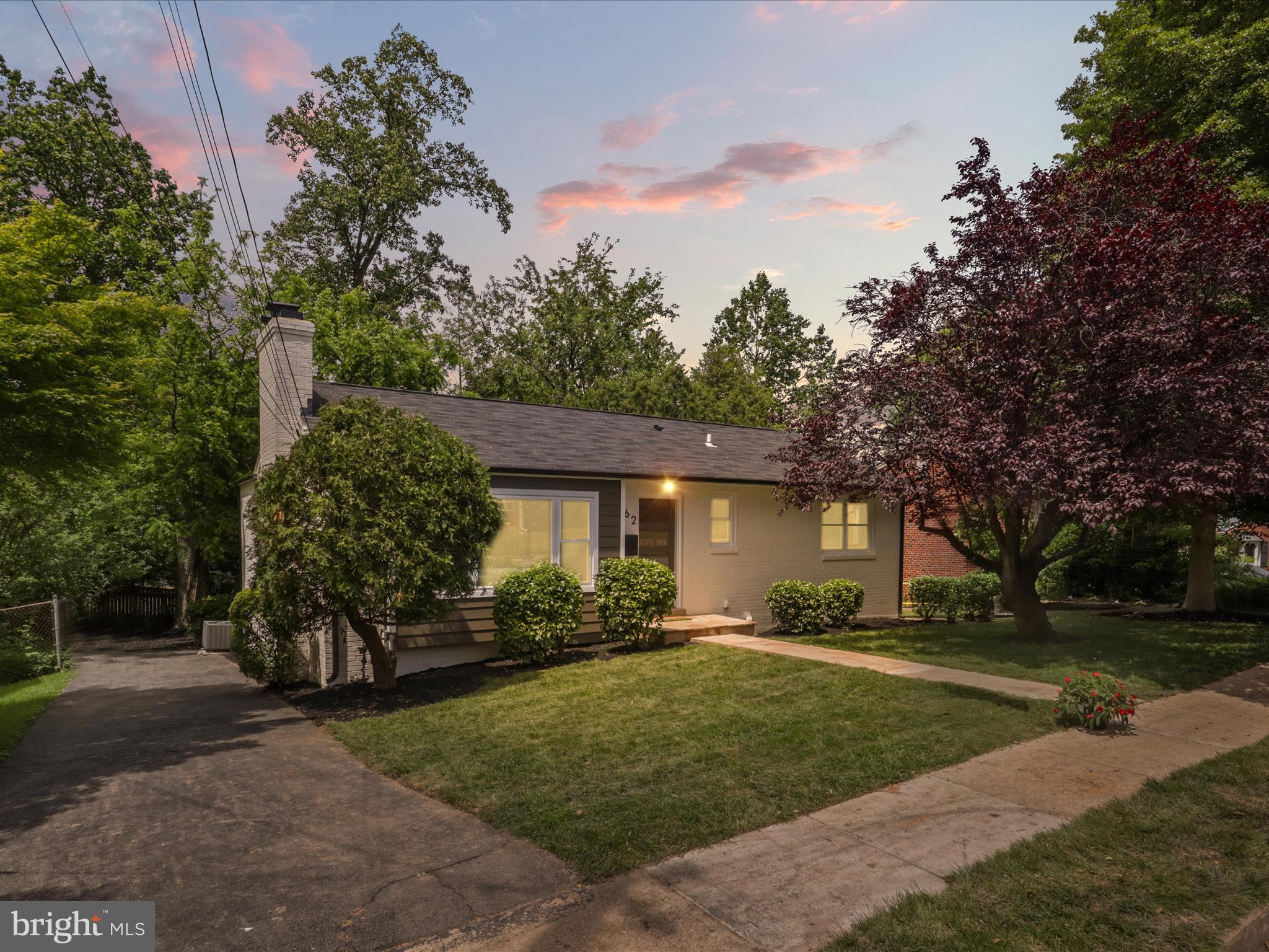 862 N OHIO STREET
