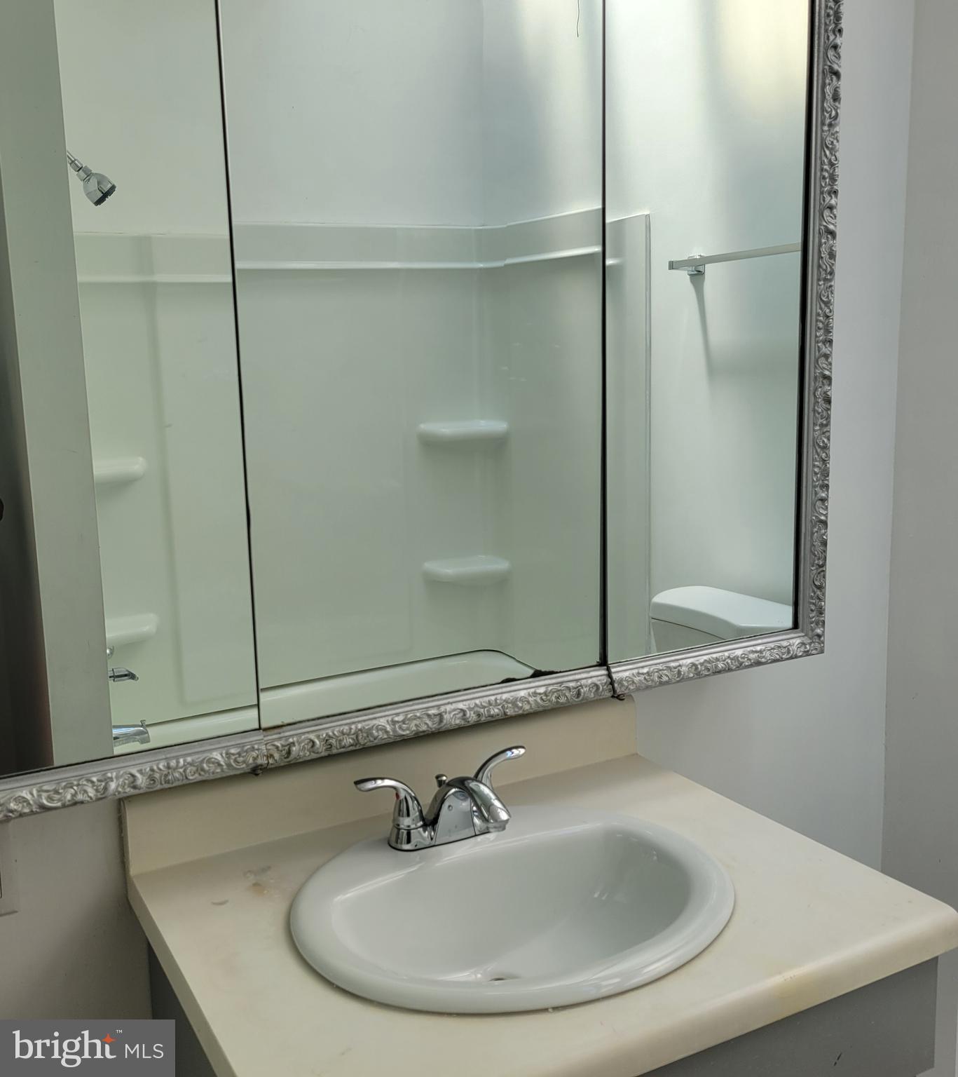 MOSHER - Residential Lease