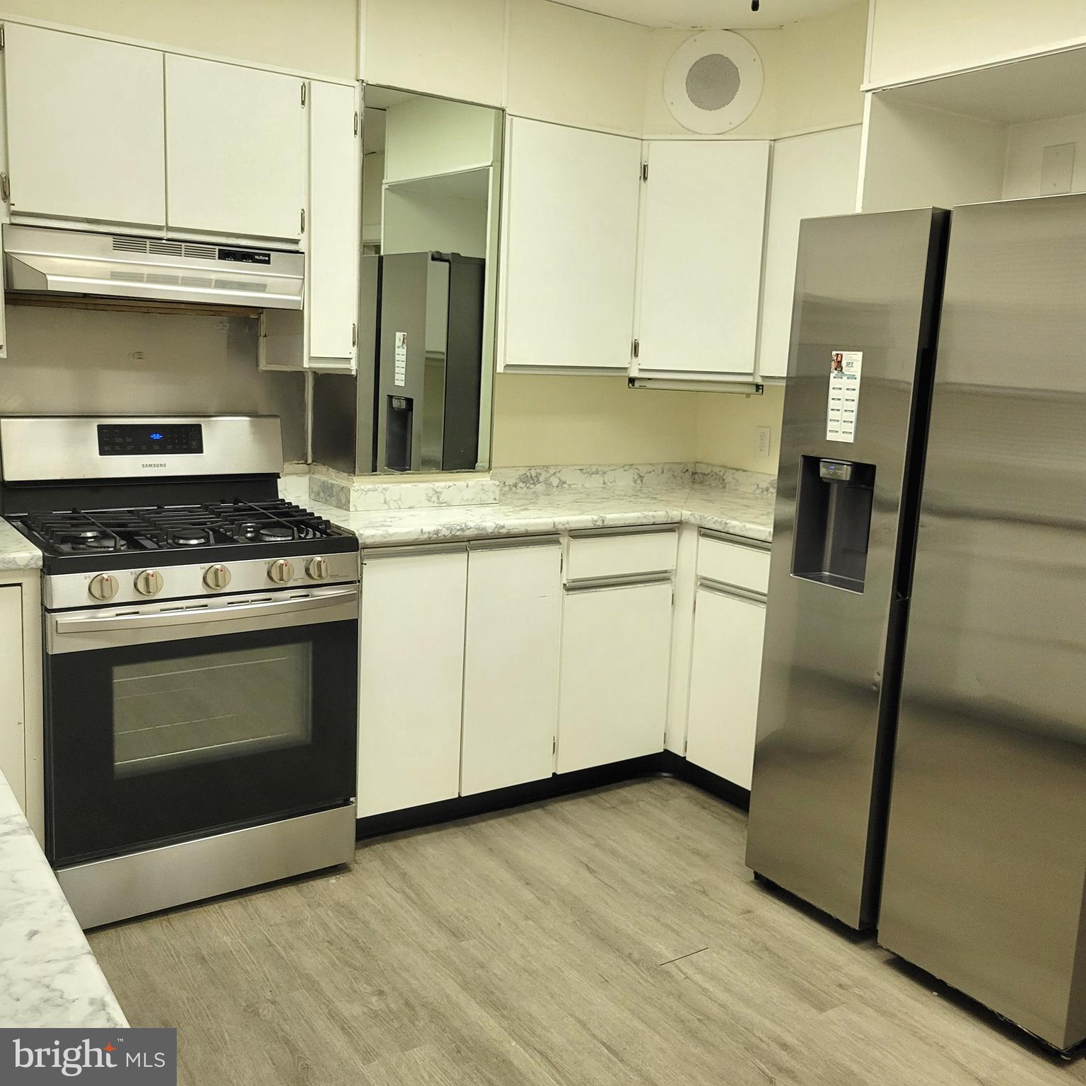 MOSHER - Residential Lease