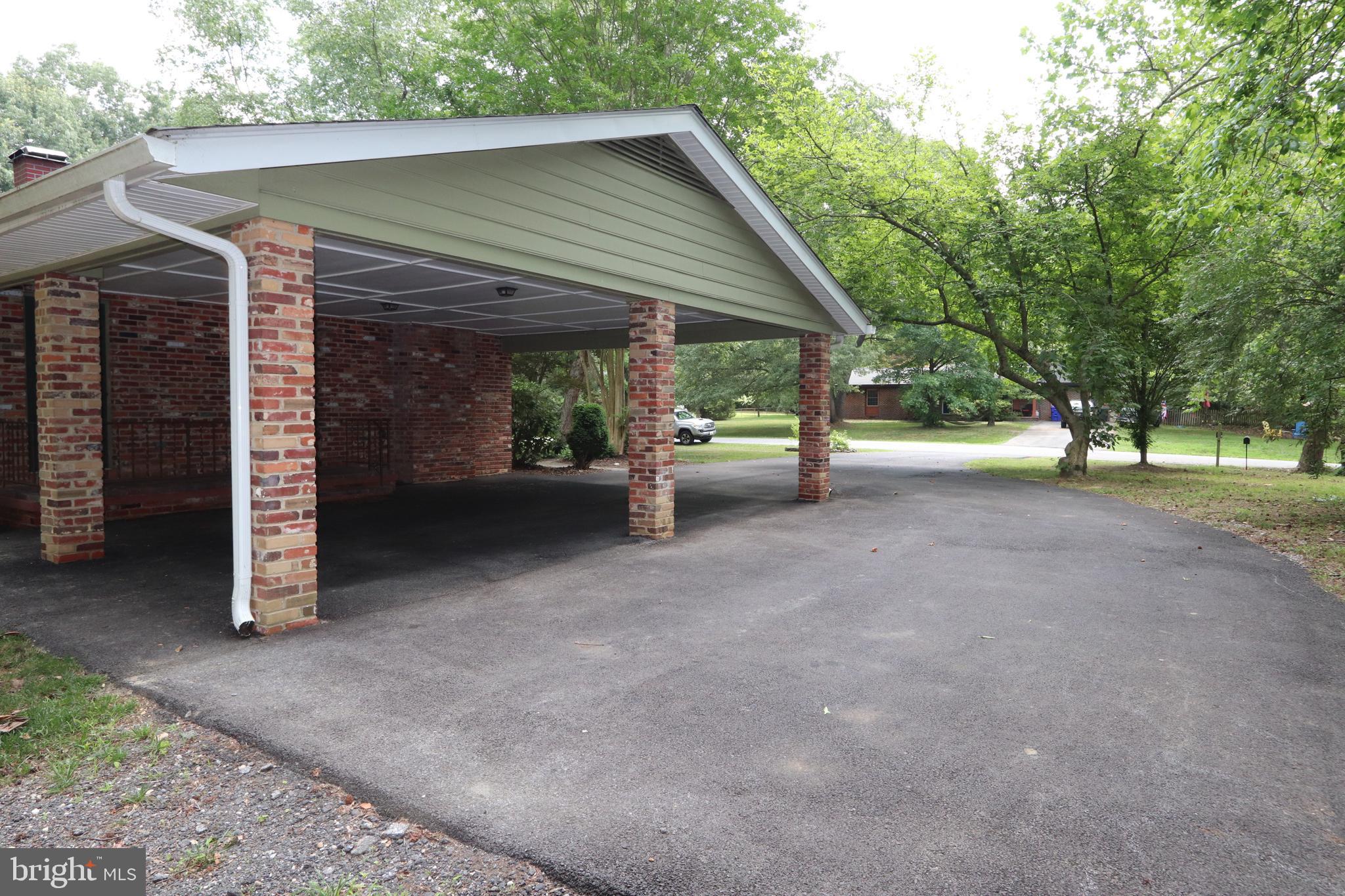 MARIELLEN PARK - Residential Lease