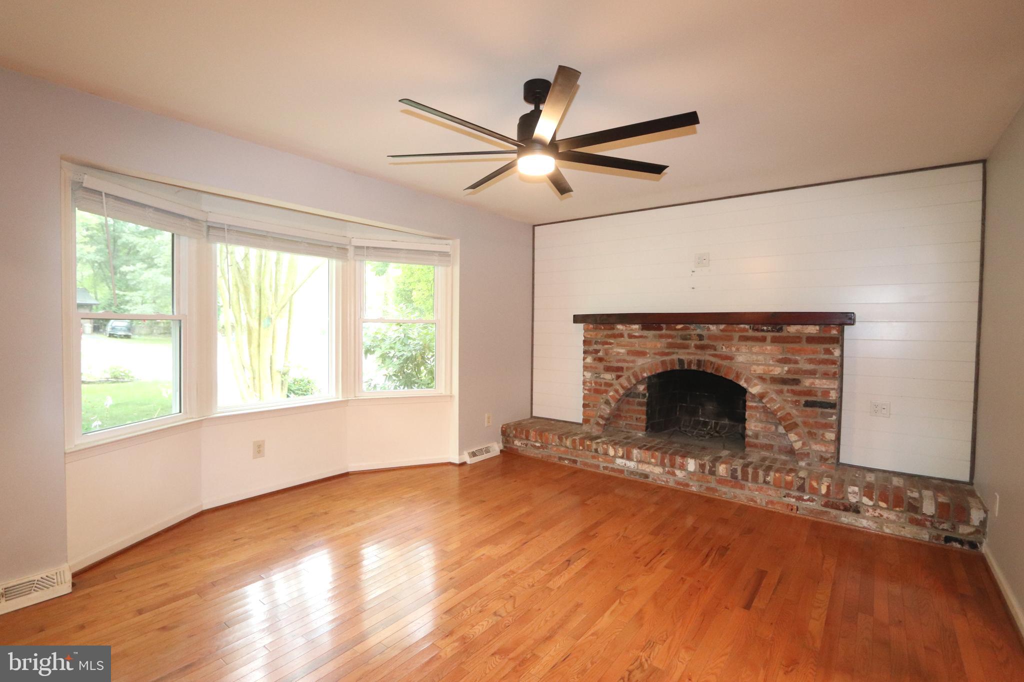 MARIELLEN PARK - Residential Lease