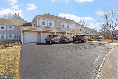 MLS: NJME2055662