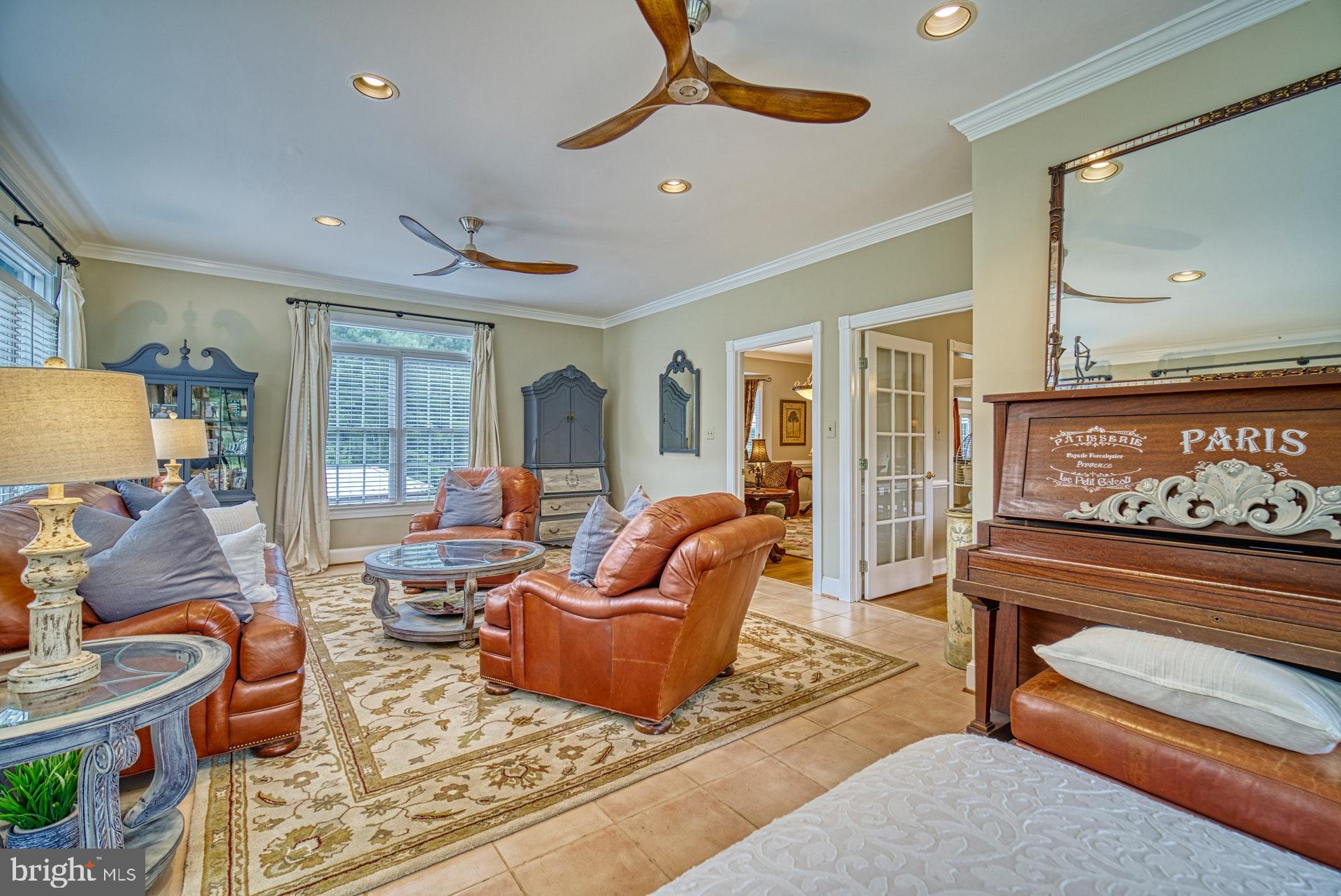 GLENCAIRN - Residential