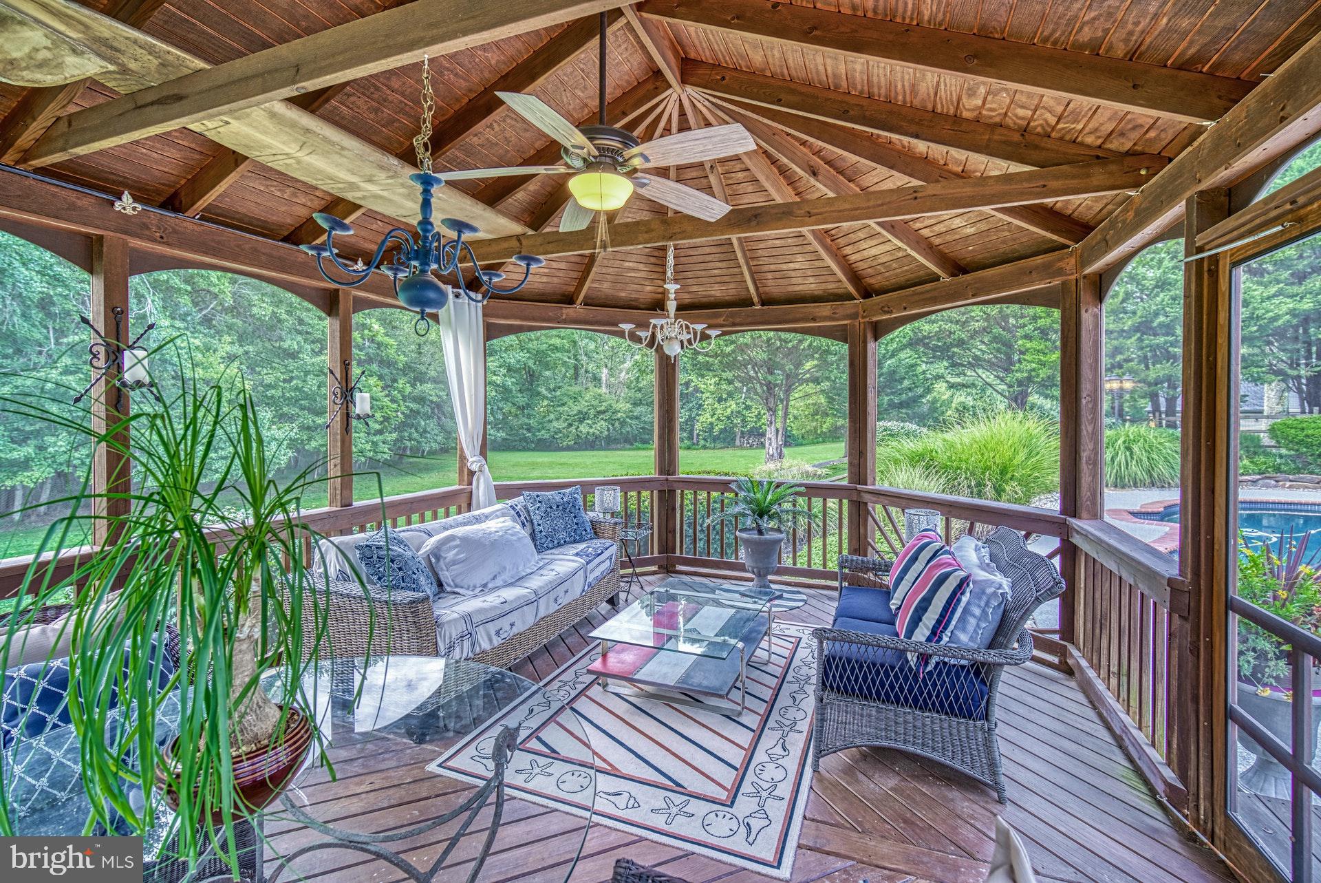 GLENCAIRN - Residential