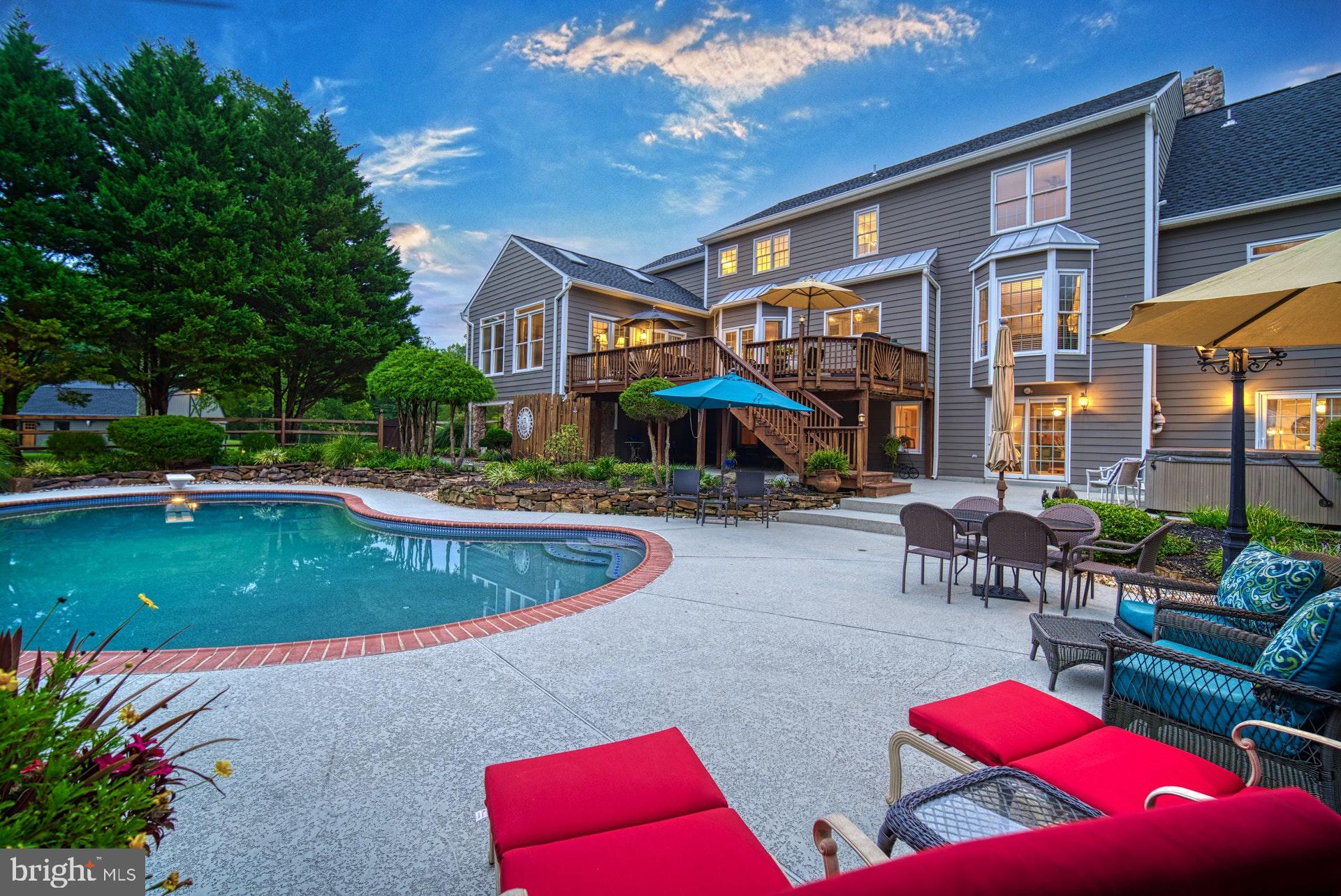 GLENCAIRN - Residential