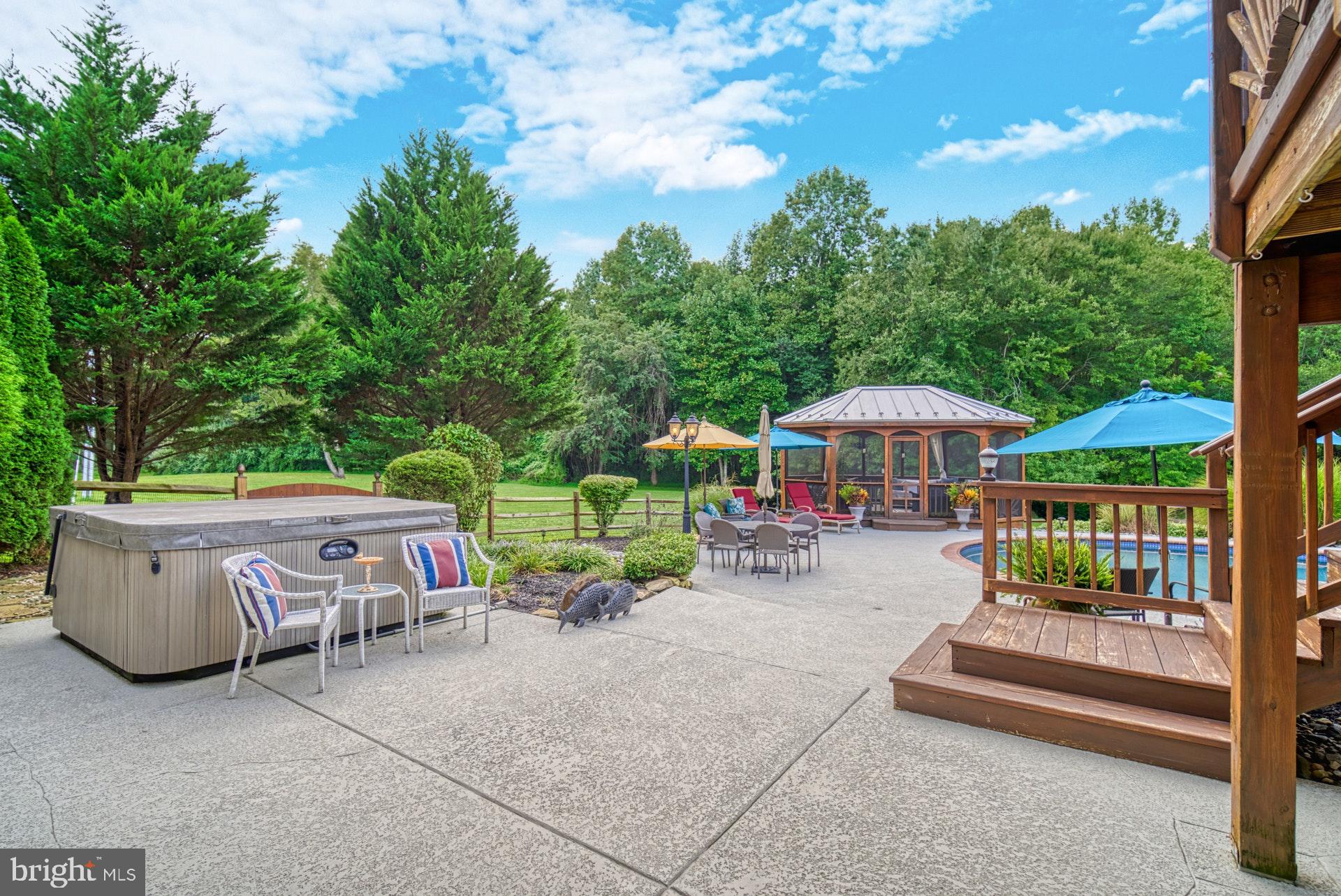 GLENCAIRN - Residential