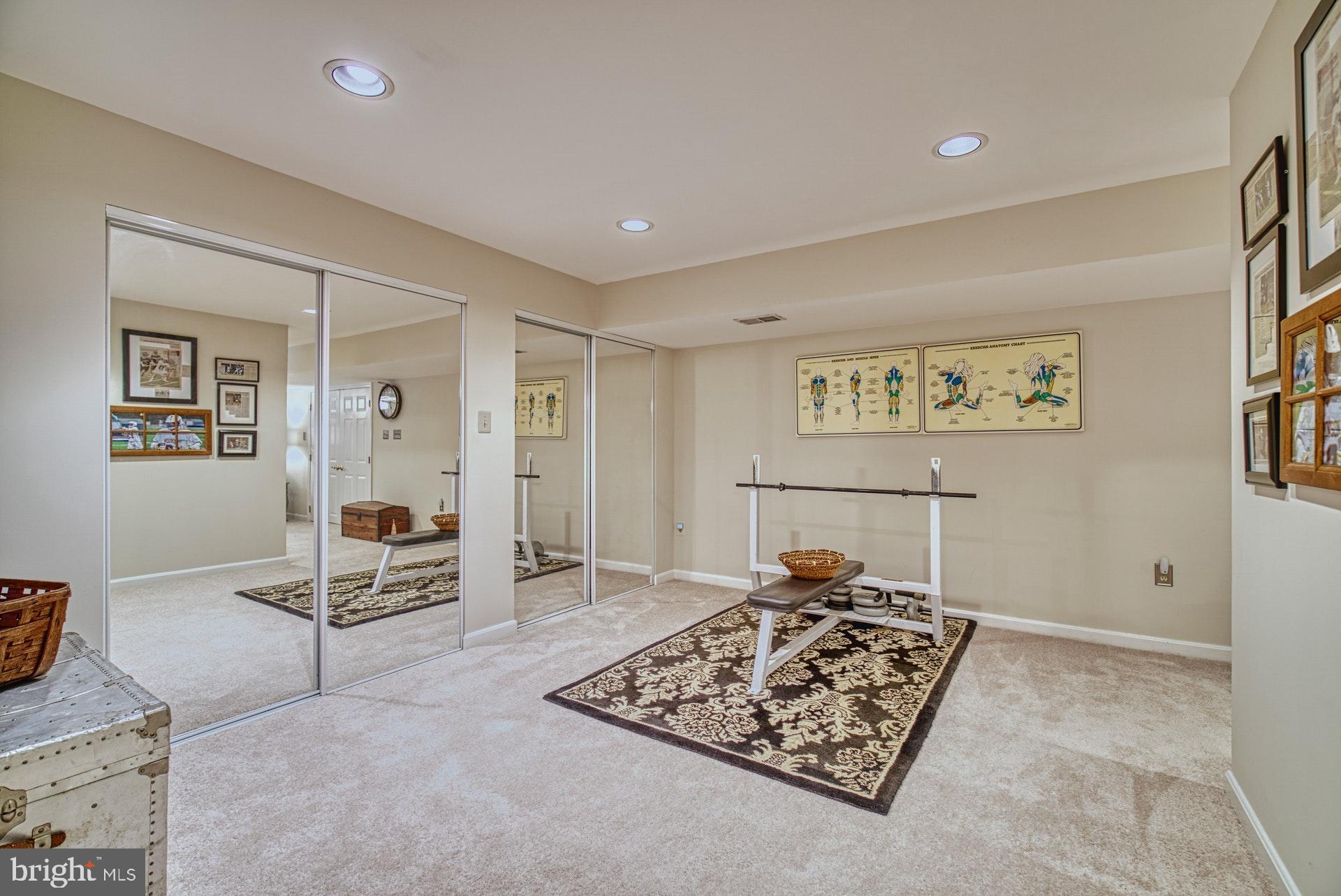 GLENCAIRN - Residential