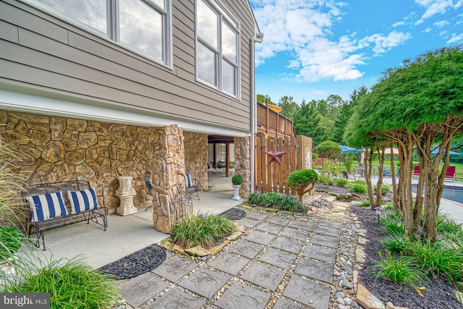 GLENCAIRN - Residential