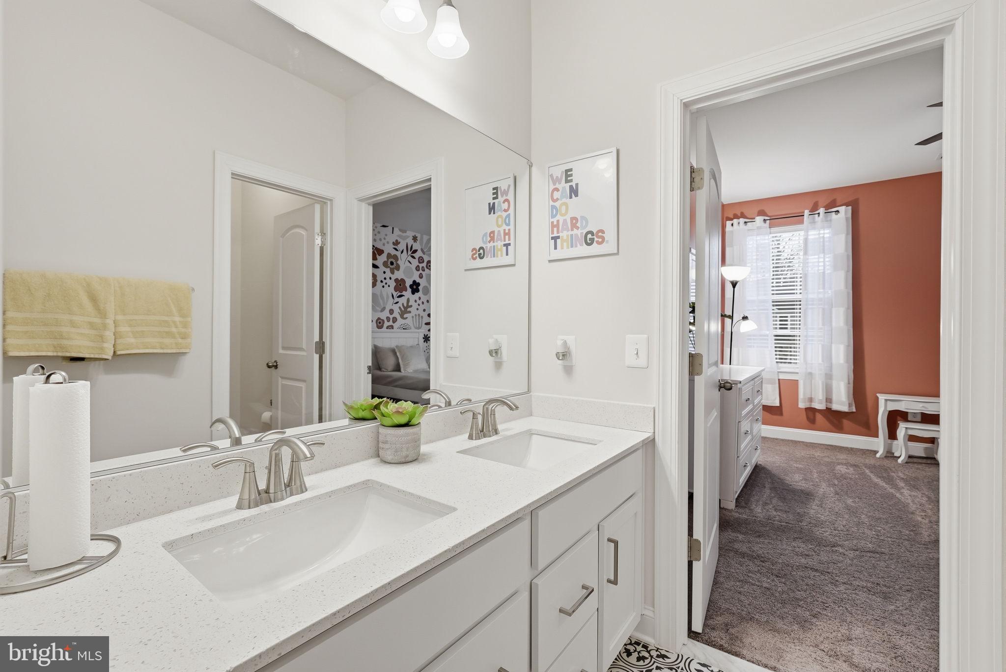 COLLINGTON ESTATES - Residential