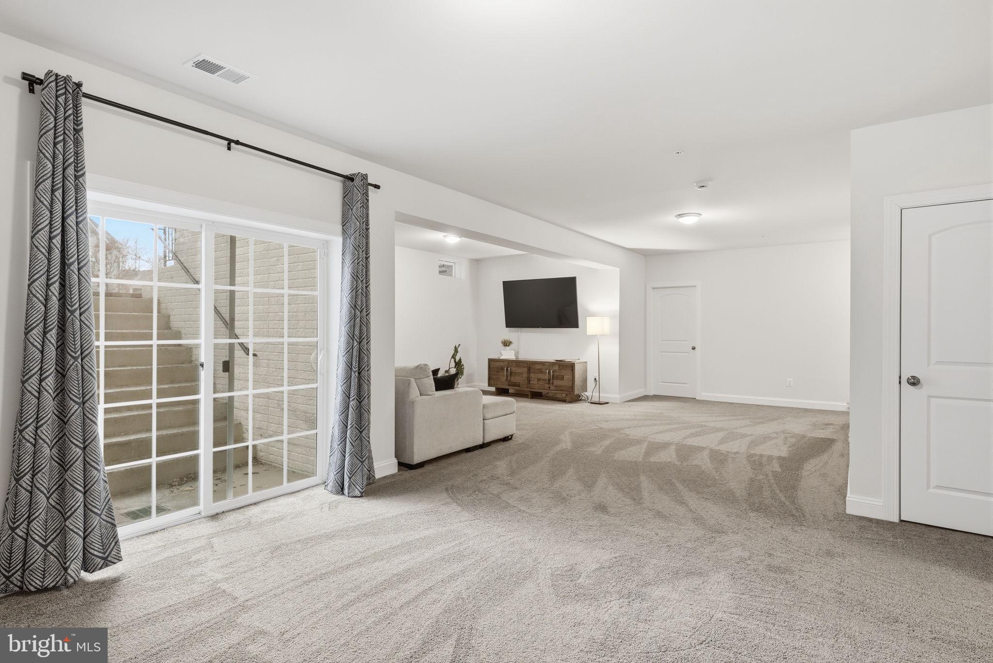 COLLINGTON ESTATES - Residential