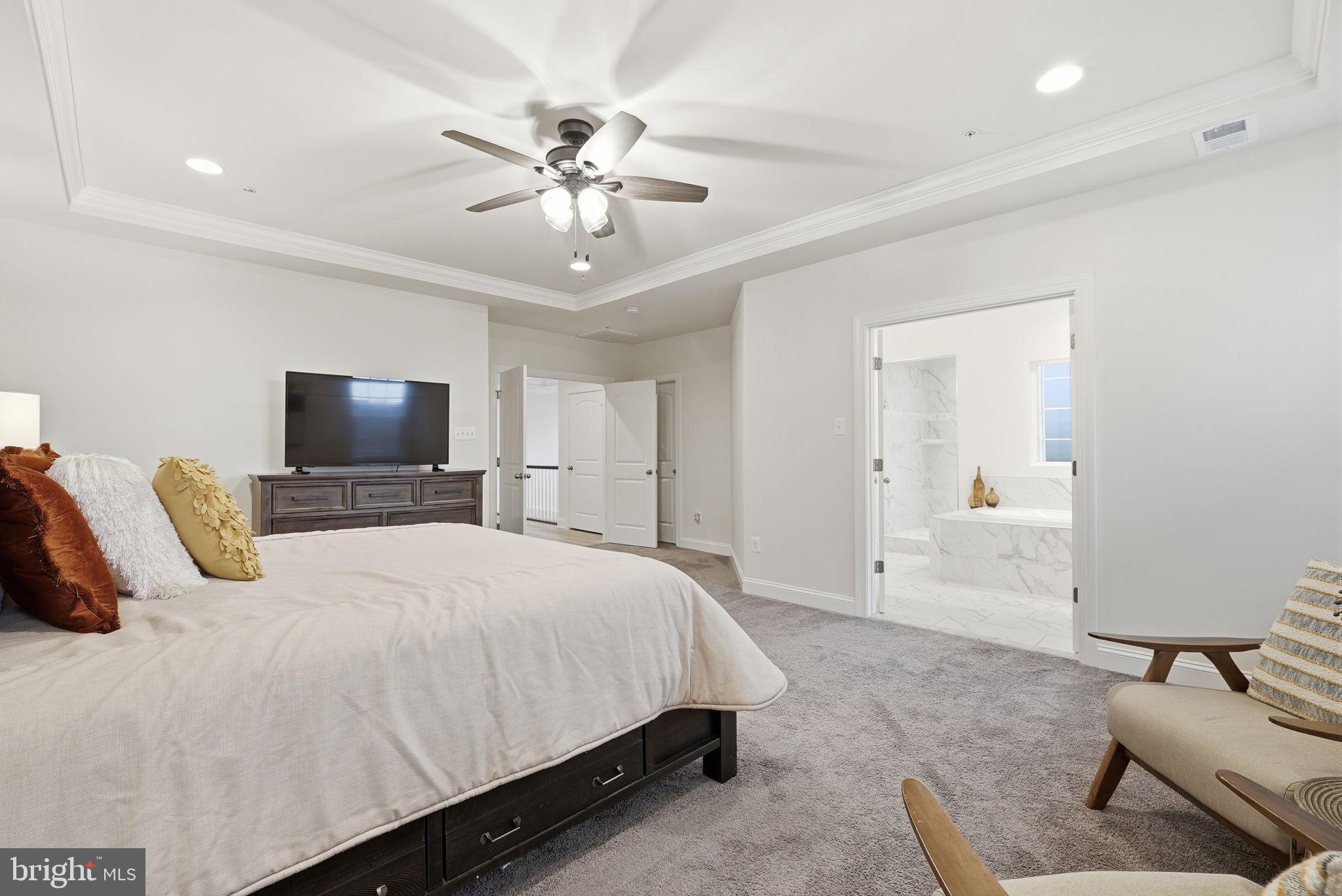 COLLINGTON ESTATES - Residential