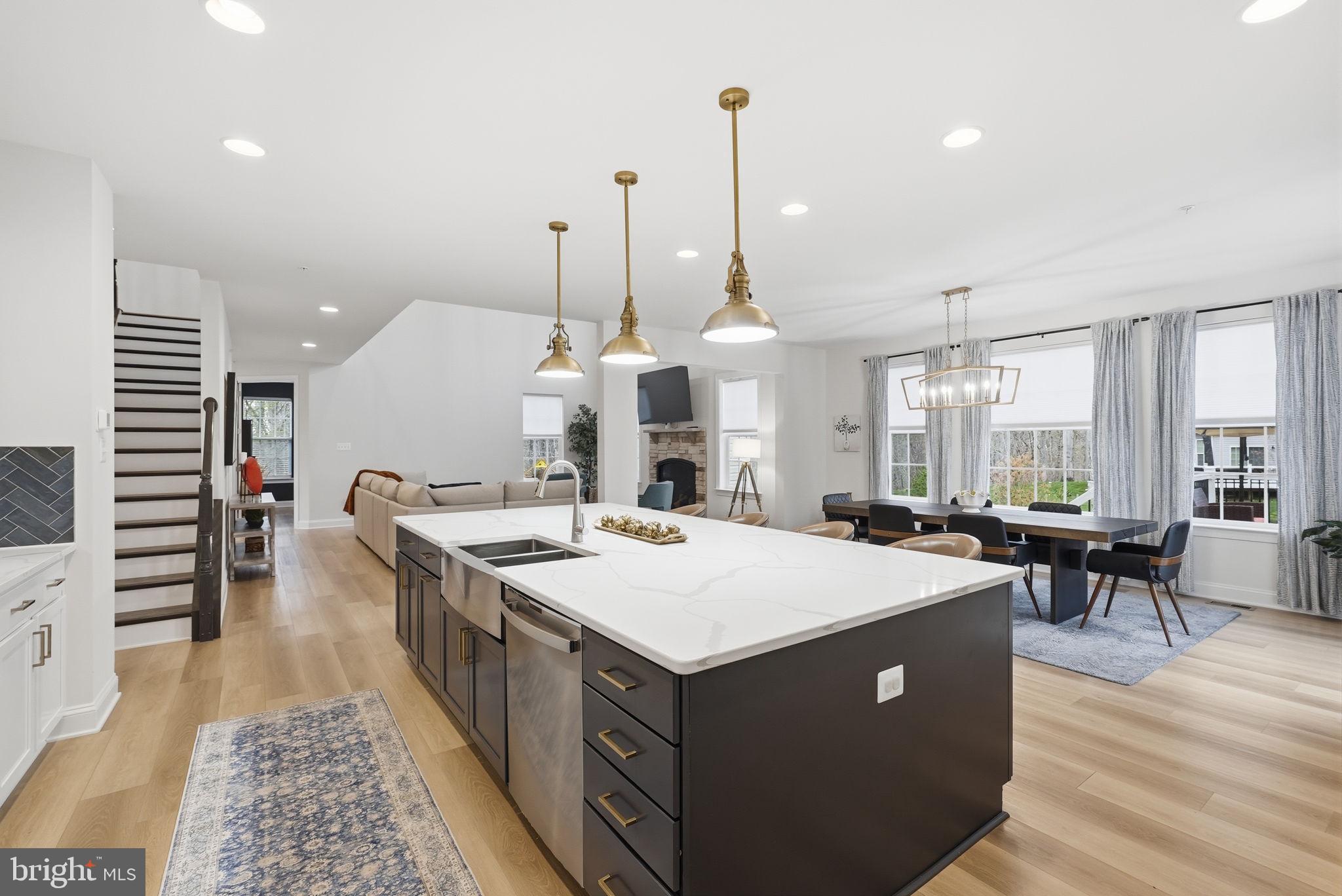 COLLINGTON ESTATES - Residential