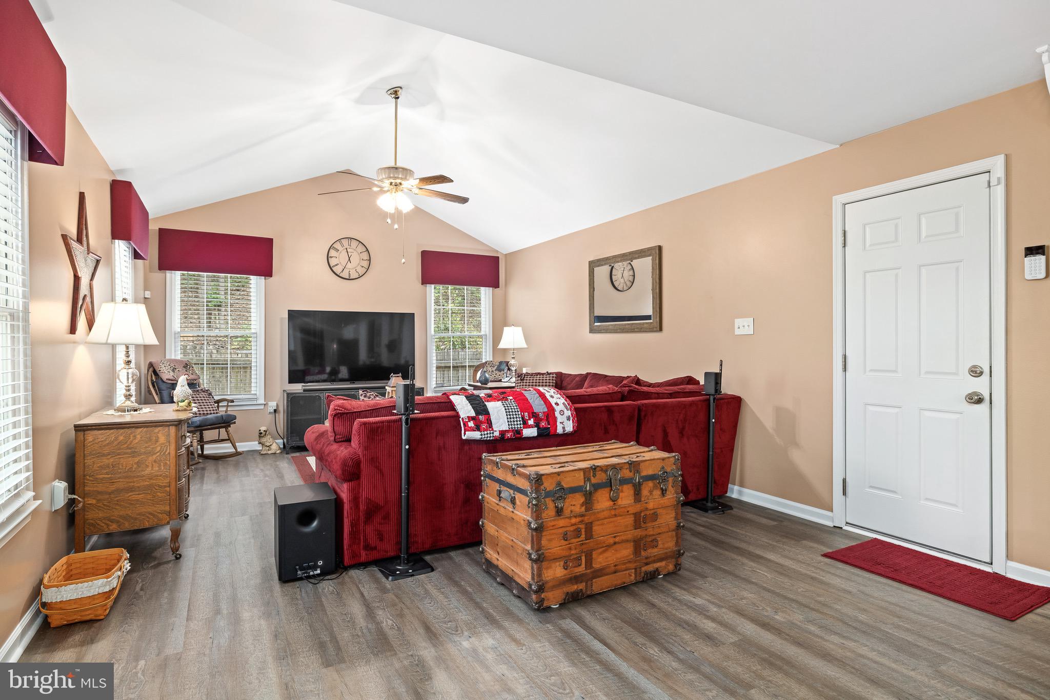 SUMMERWOOD - Residential