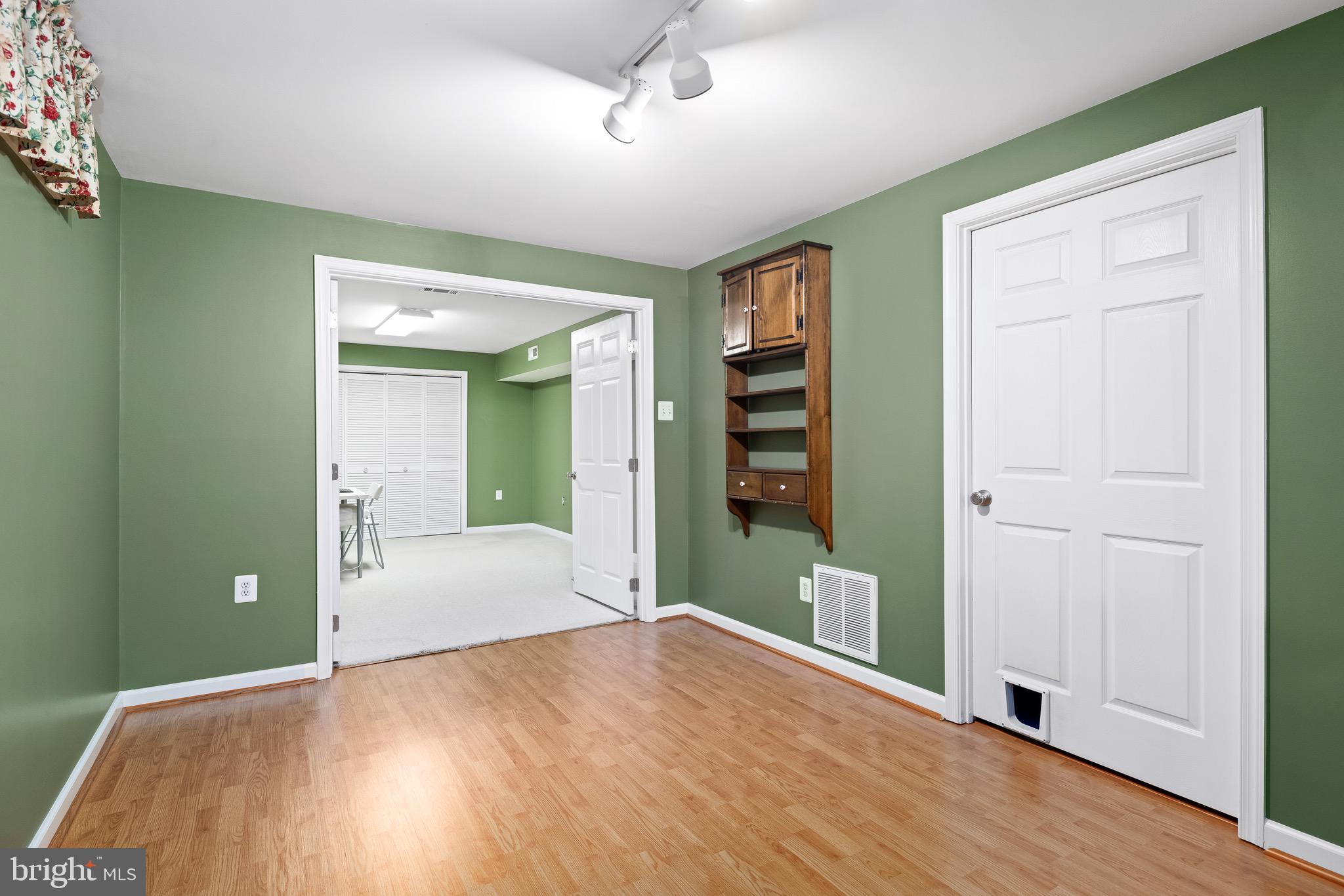 SUMMERWOOD - Residential