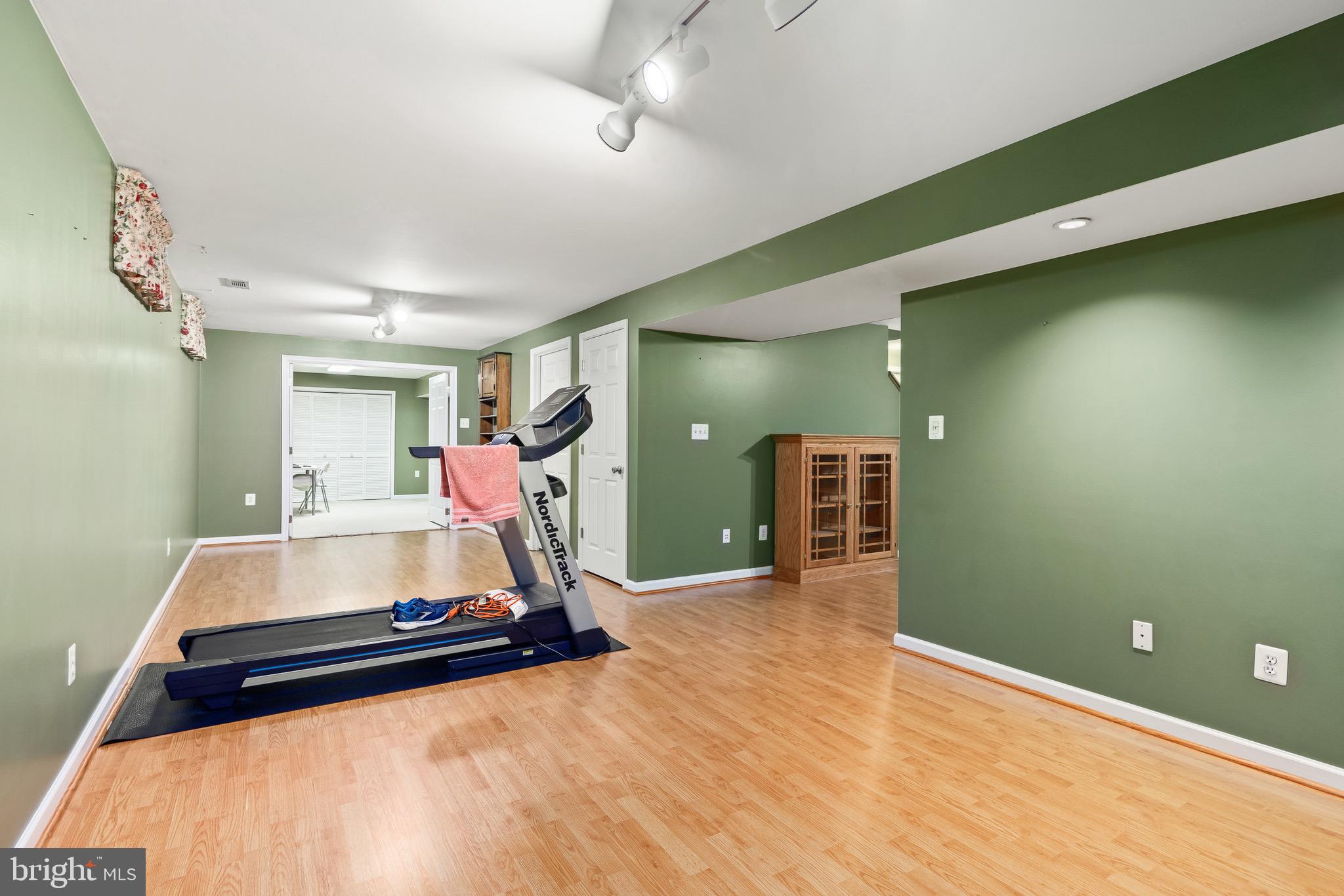 SUMMERWOOD - Residential