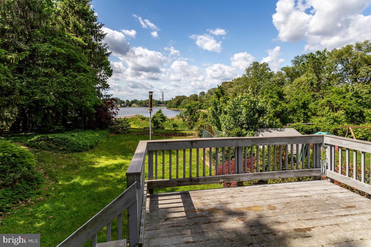 7607 STONEY HARBOR COURT