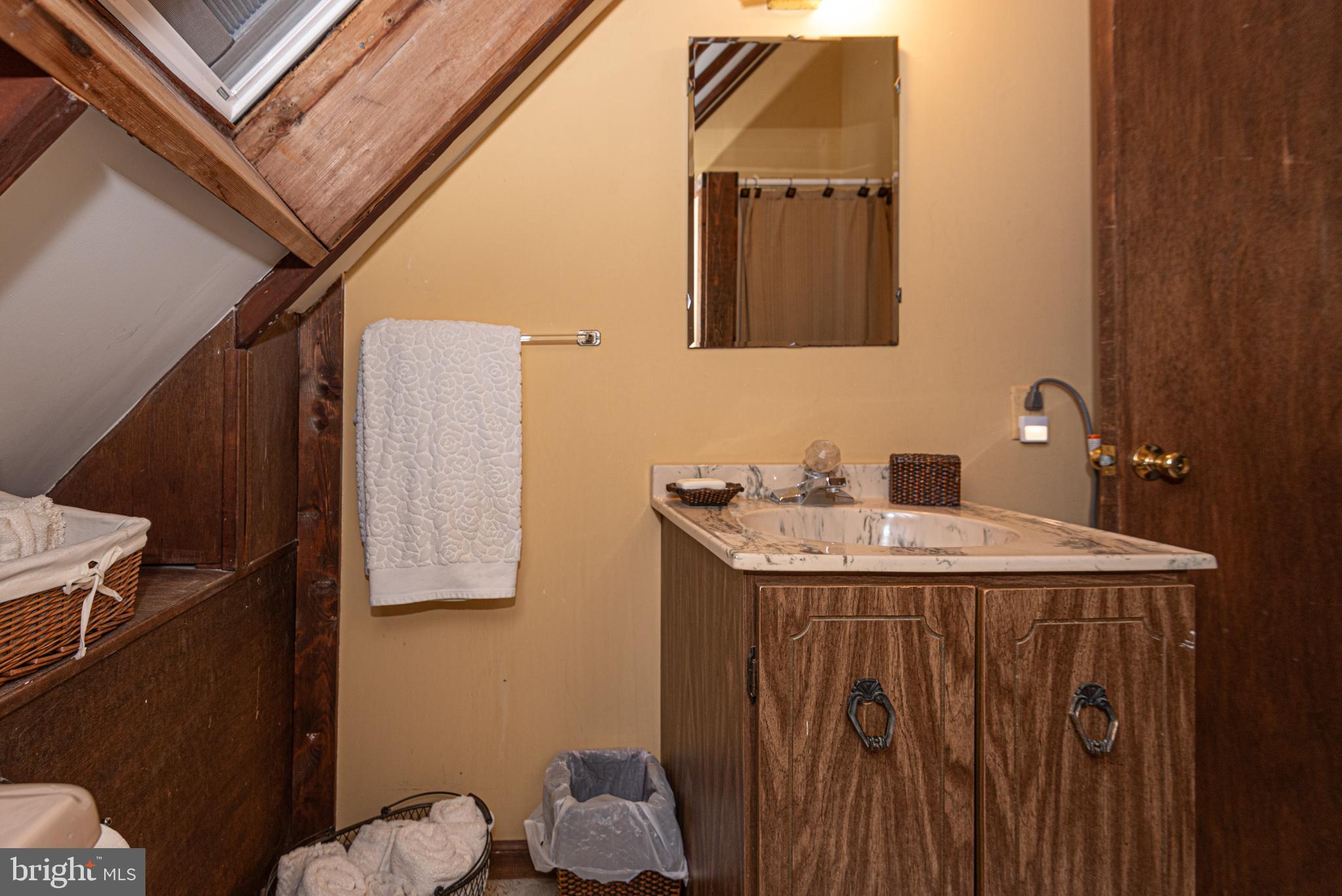 BAYSIDE KEYS - Residential