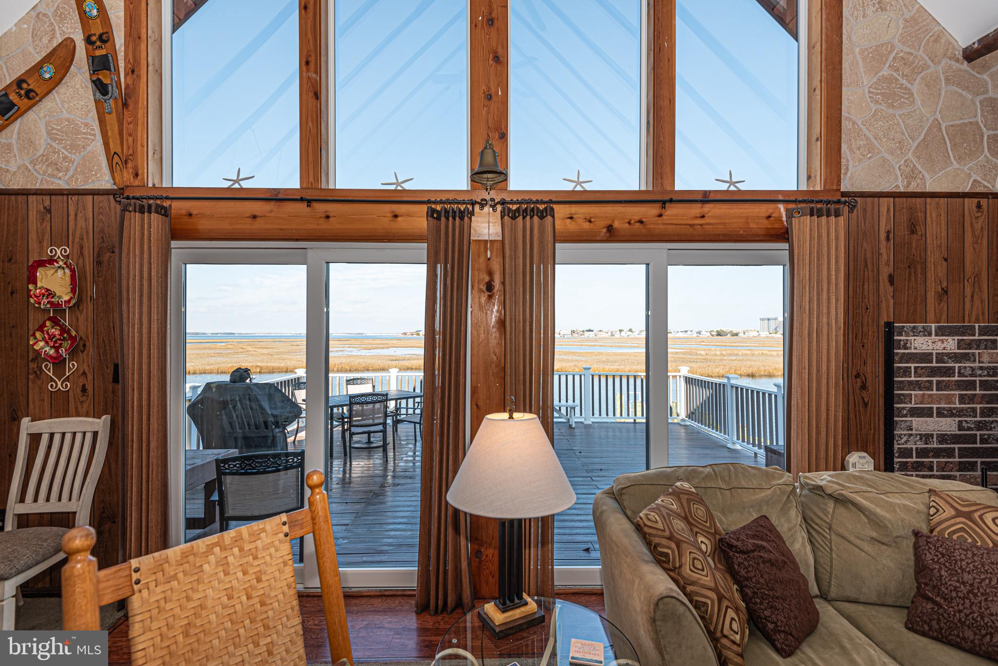 BAYSIDE KEYS - Residential