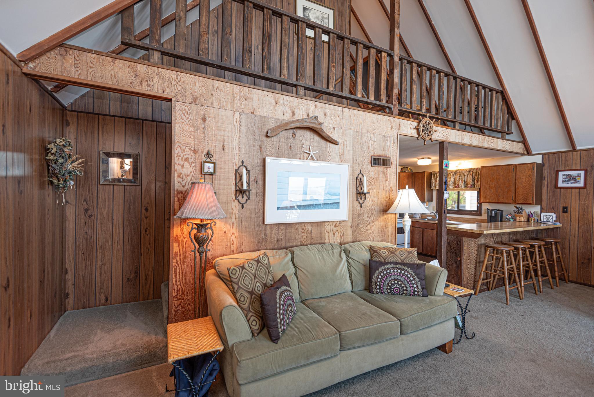 BAYSIDE KEYS - Residential