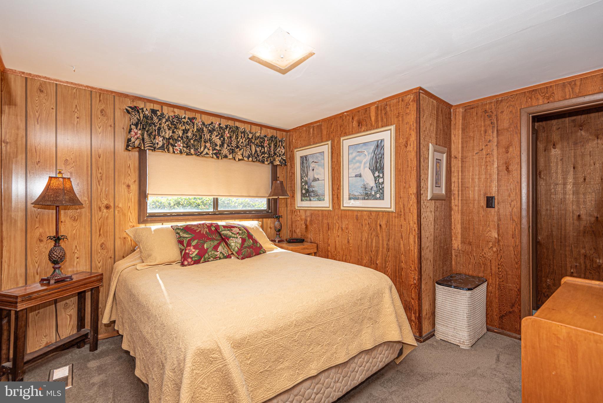 BAYSIDE KEYS - Residential