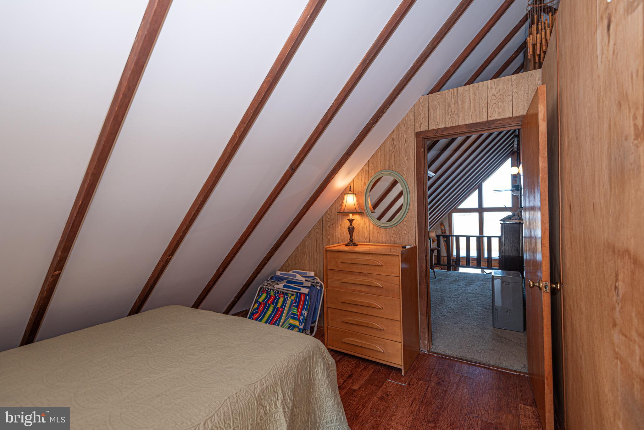 BAYSIDE KEYS - Residential