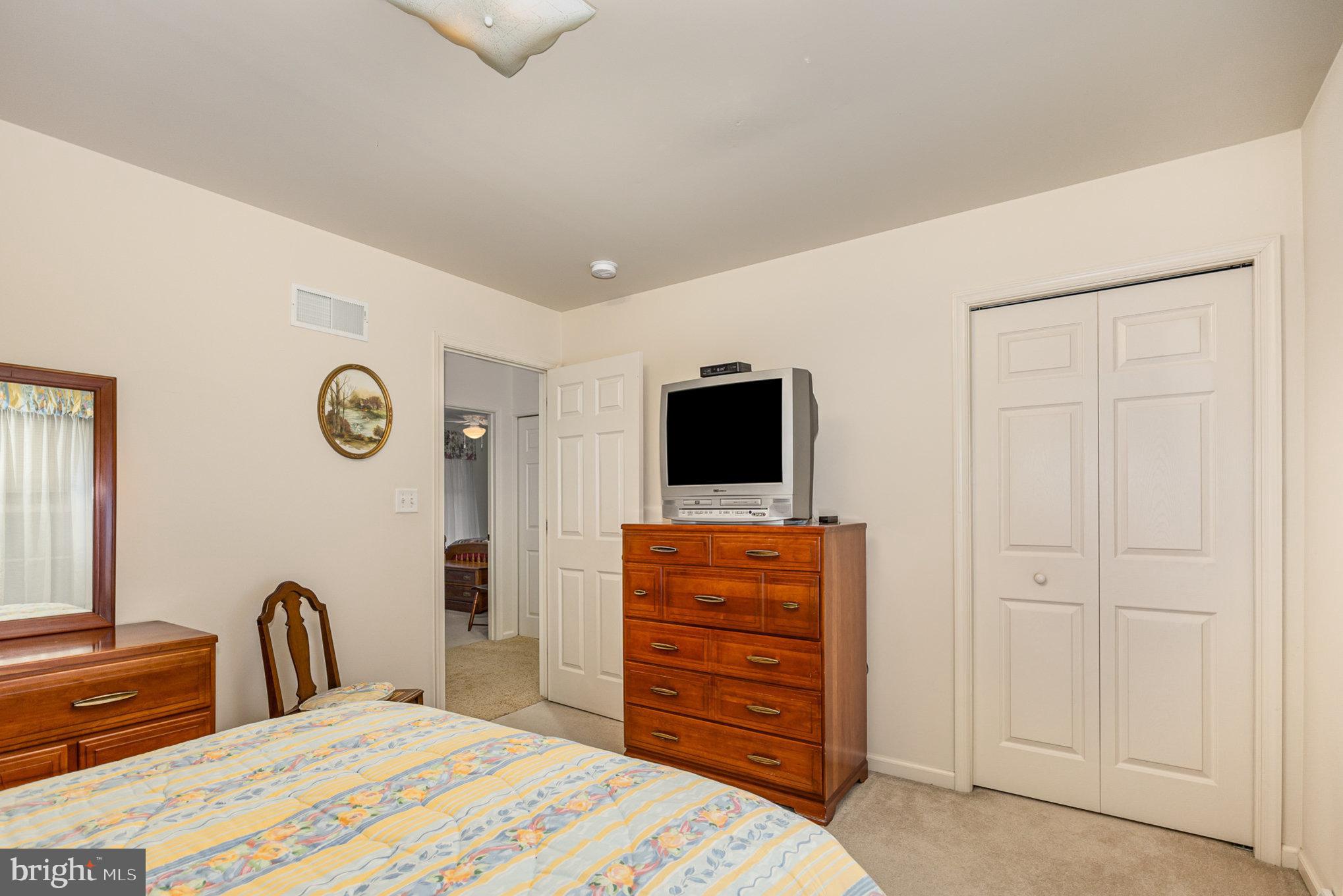 THE OAKS OF PALMYRA - Residential