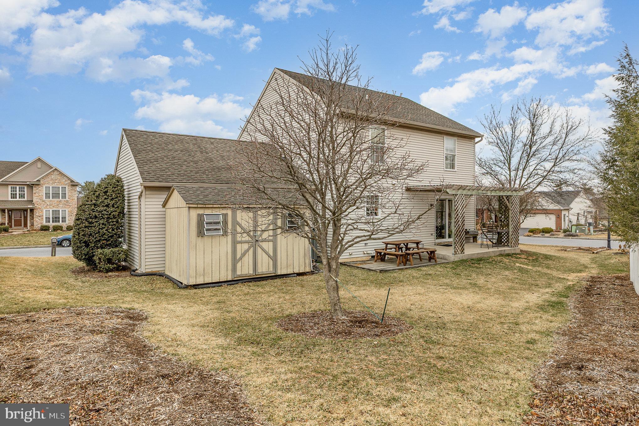 THE OAKS OF PALMYRA - Residential