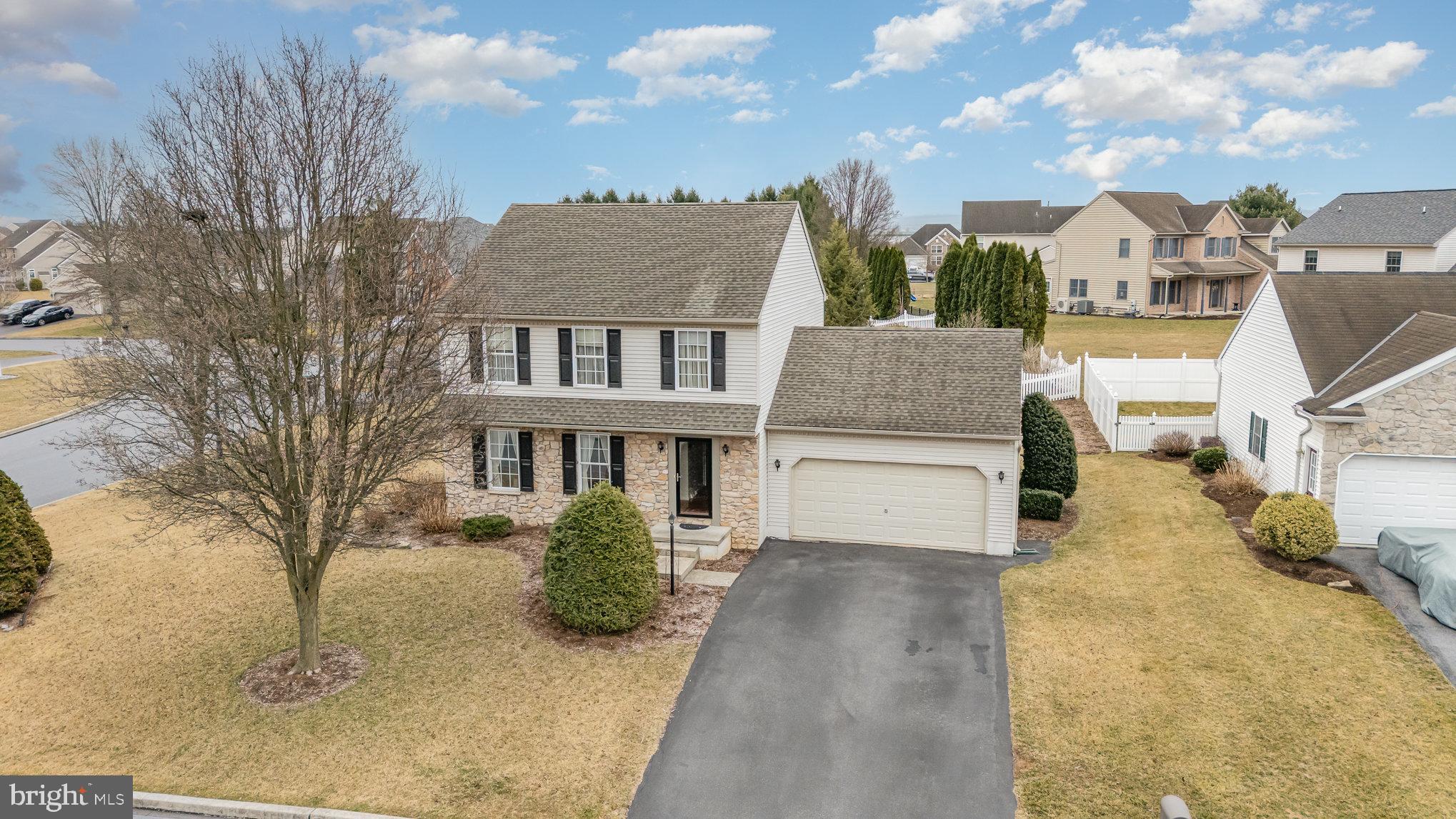 THE OAKS OF PALMYRA - Residential