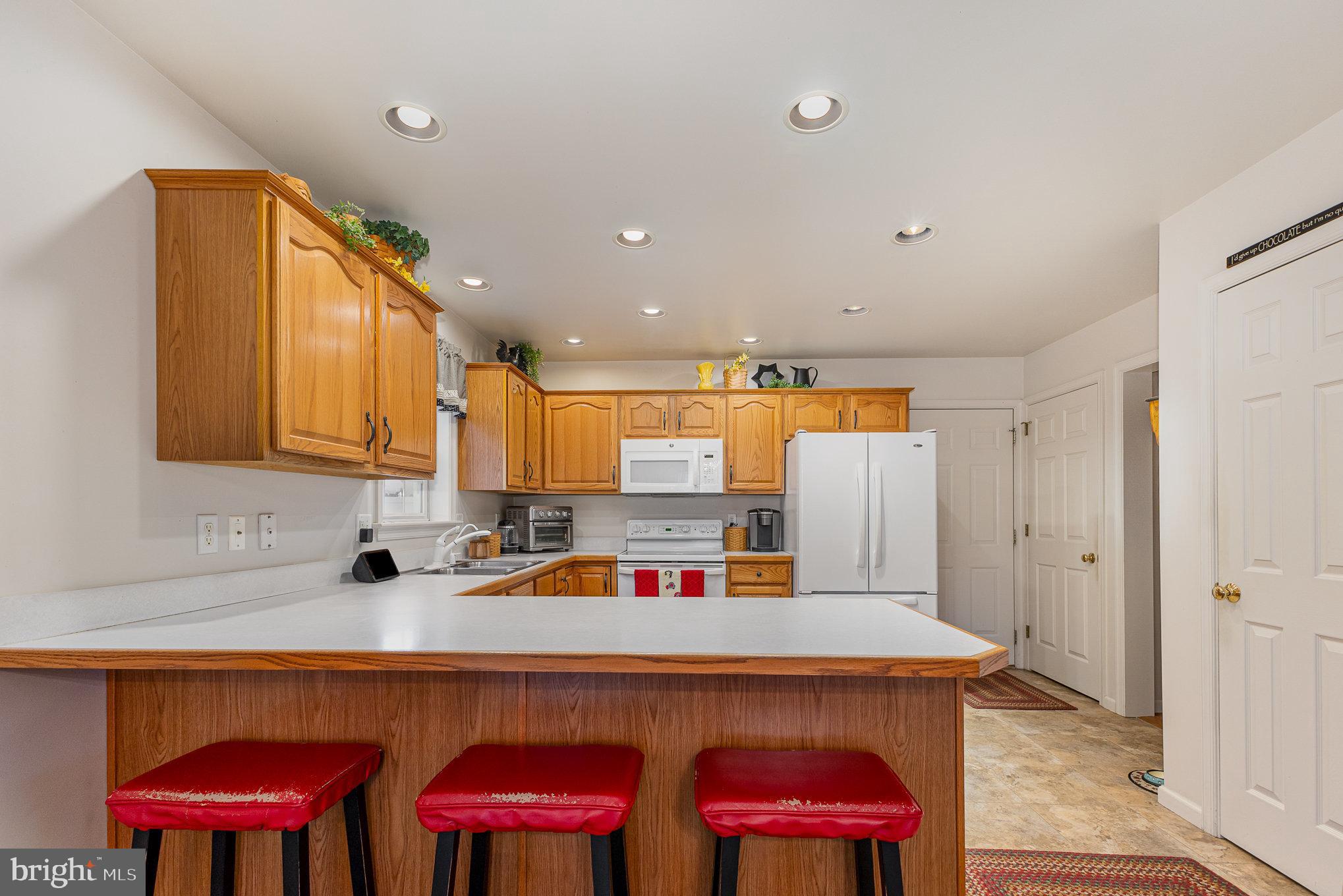 THE OAKS OF PALMYRA - Residential