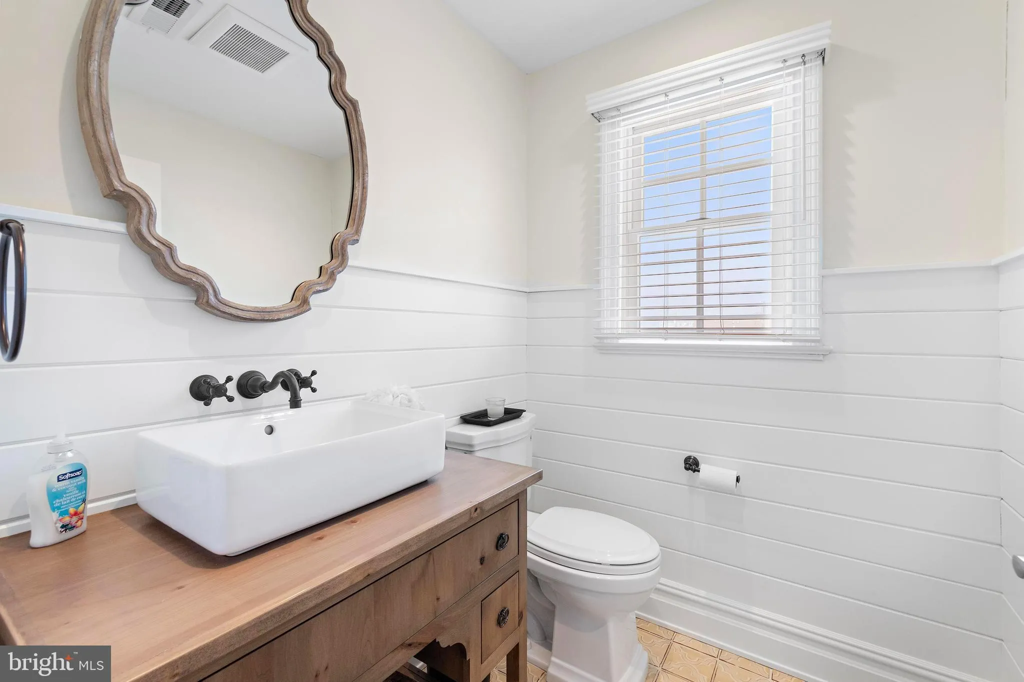 Long Beach Township, New Jersey 08008, United States, 6 Bedrooms Bedrooms, ,5 BathroomsBathrooms,Residential,Active,103010