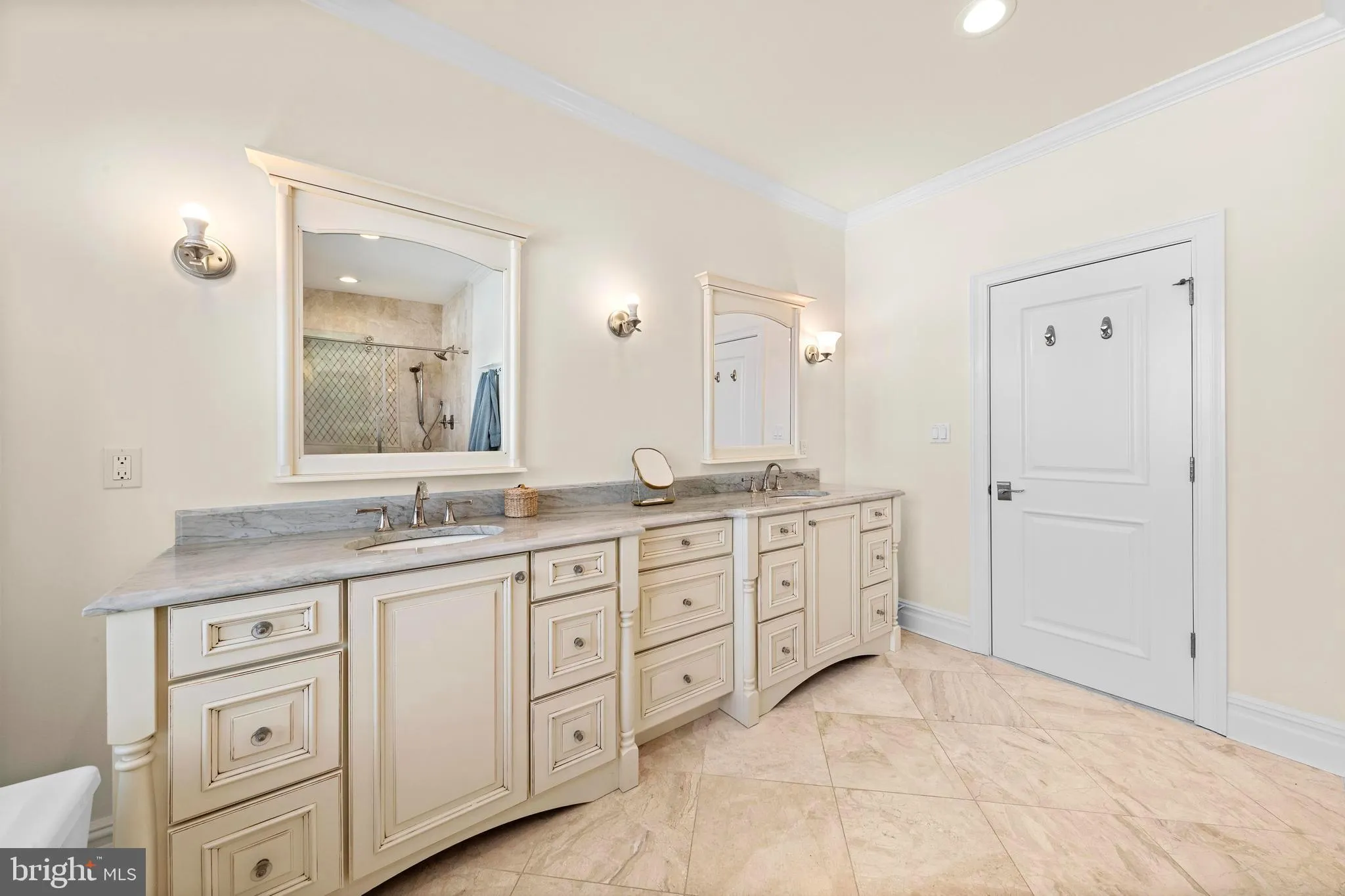 Long Beach Township, New Jersey 08008, United States, 6 Bedrooms Bedrooms, ,5 BathroomsBathrooms,Residential,Active,103010