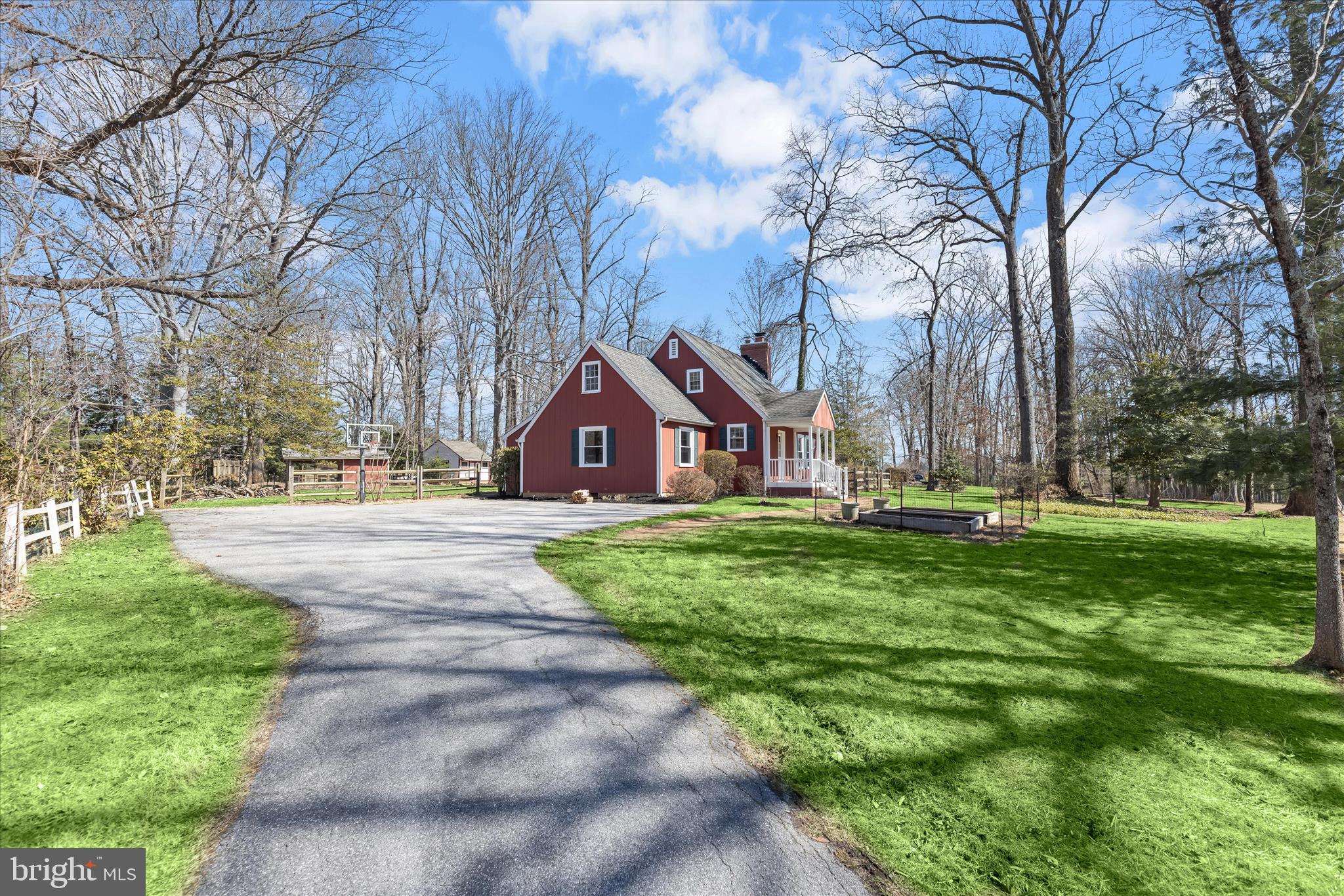 TOWSON - Residential