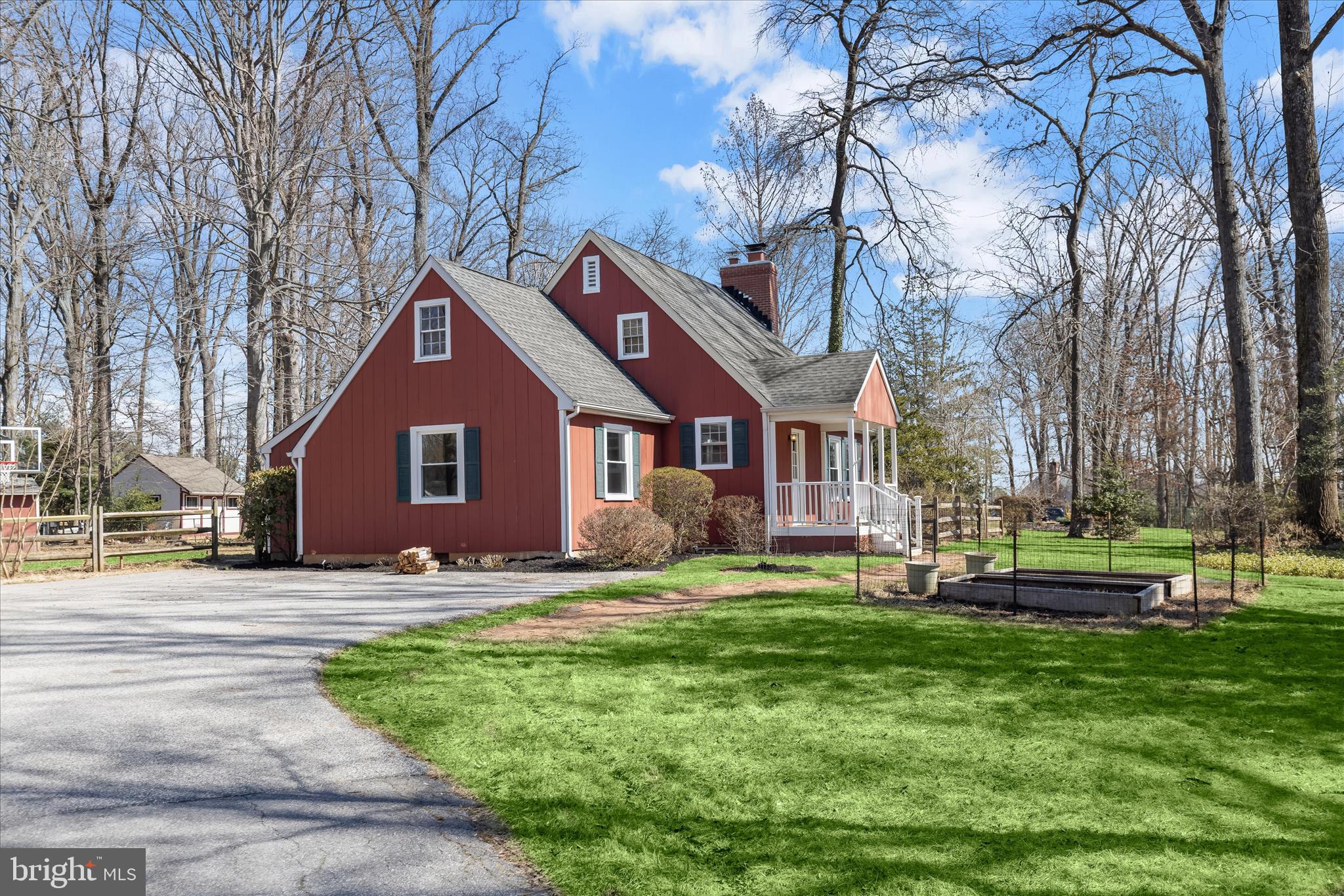 TOWSON - Residential