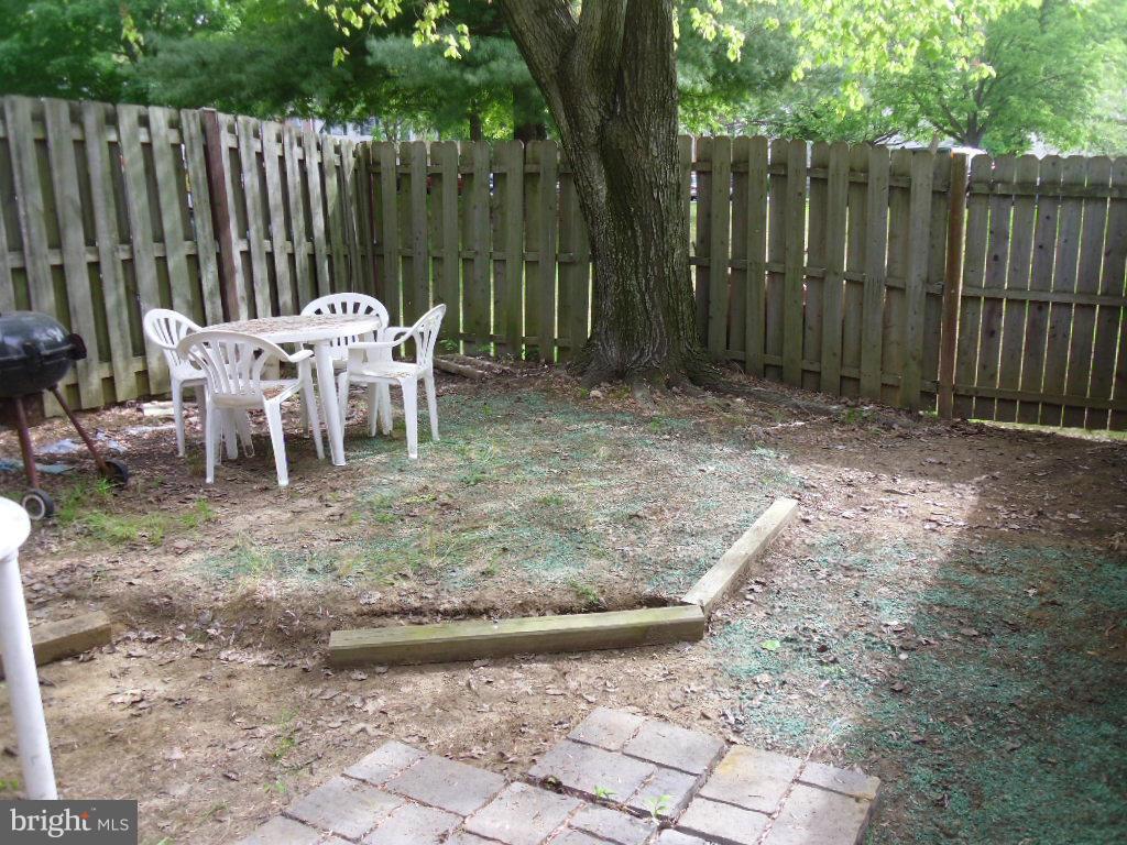 HILLCREST TOWNE - Residential