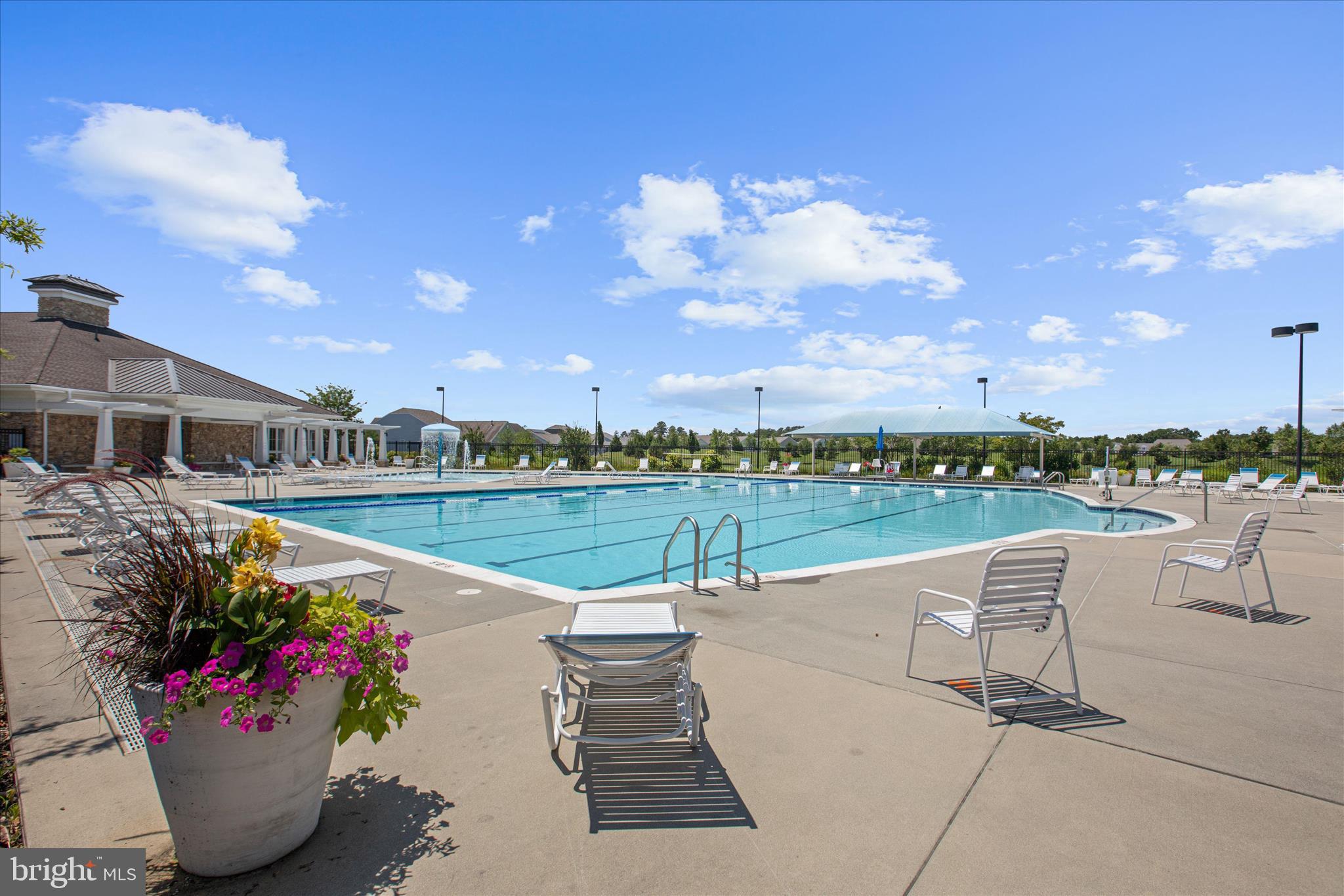 PLANTATION LAKES - Residential