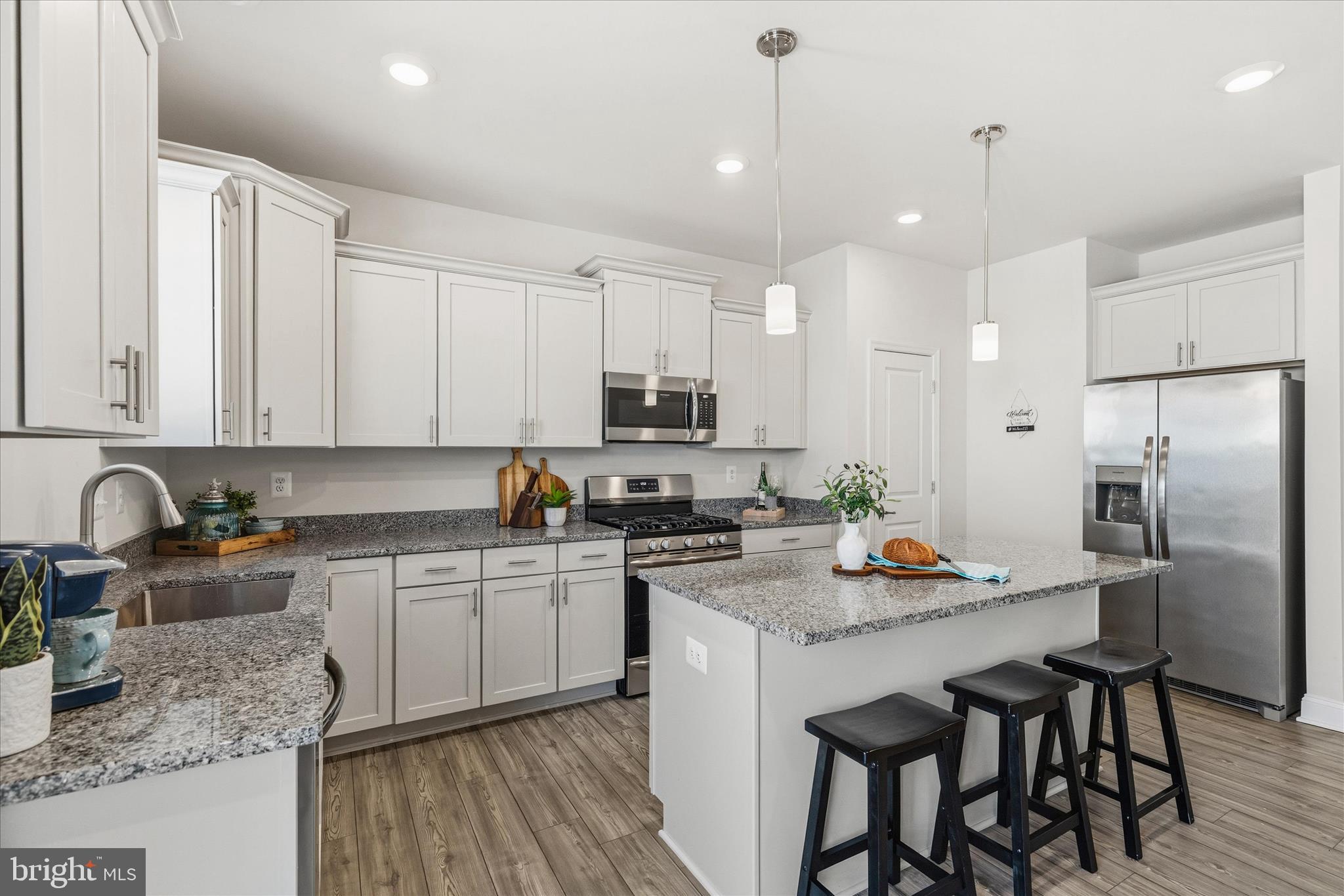 PLANTATION LAKES - Residential