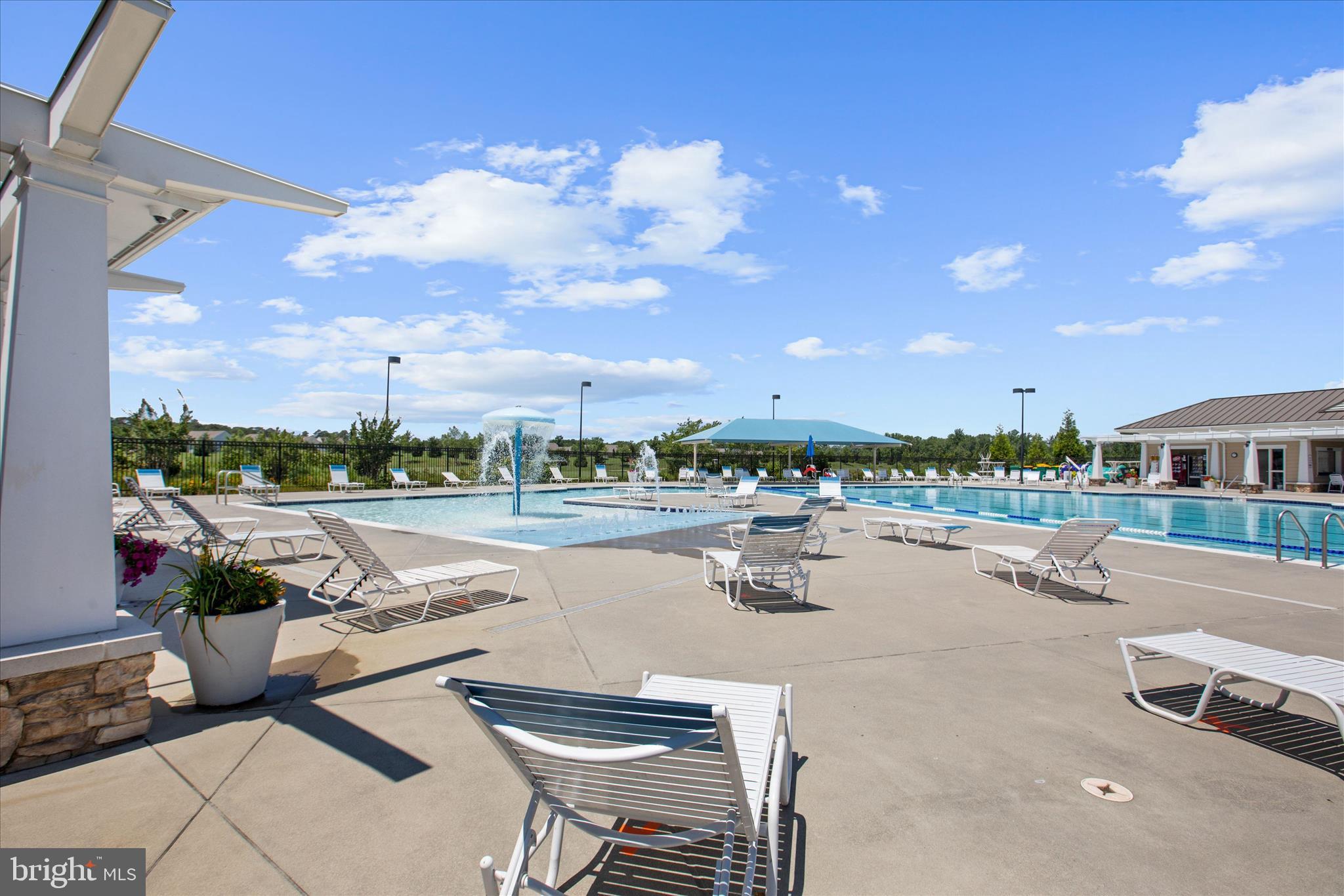 PLANTATION LAKES - Residential