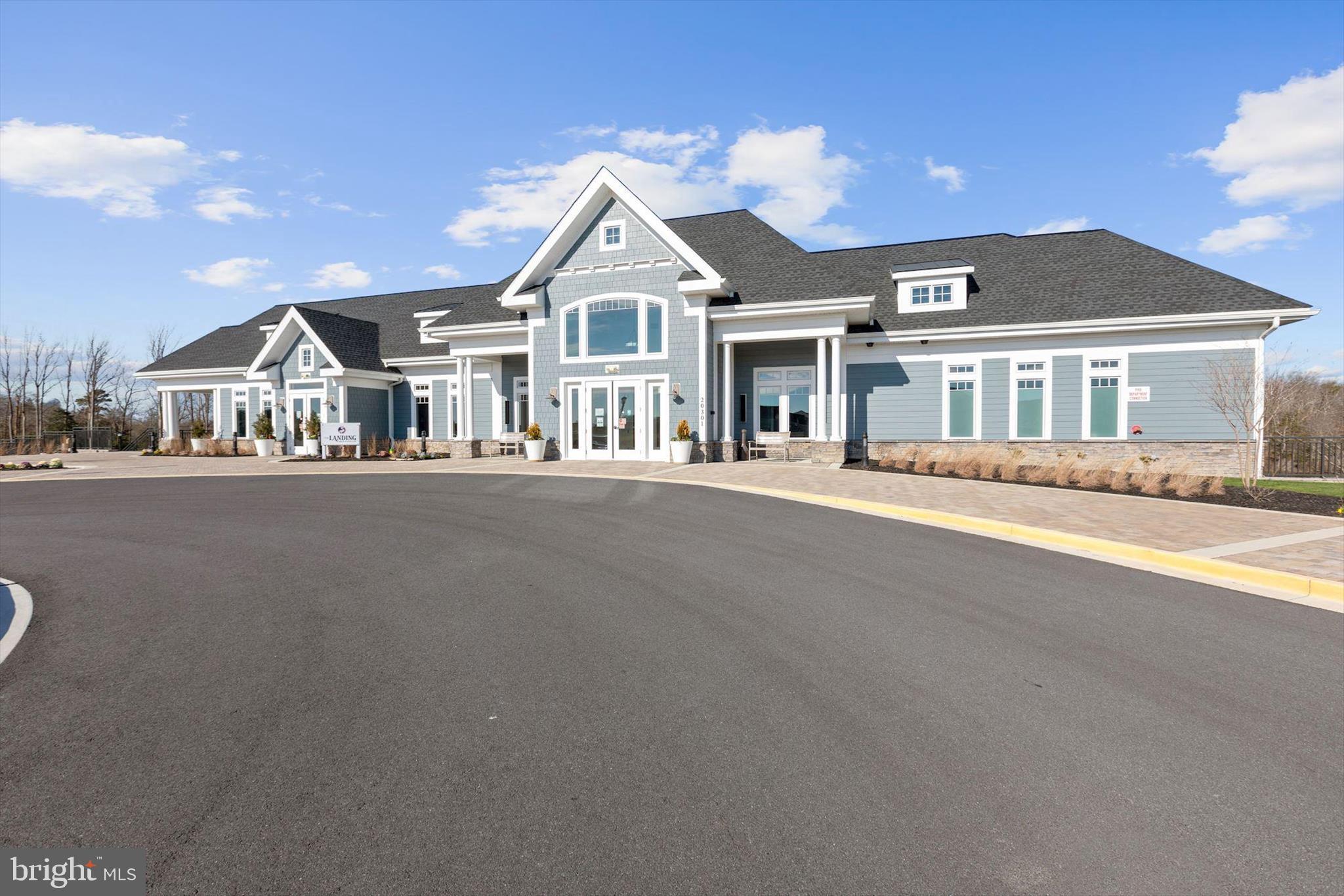 PLANTATION LAKES - Residential