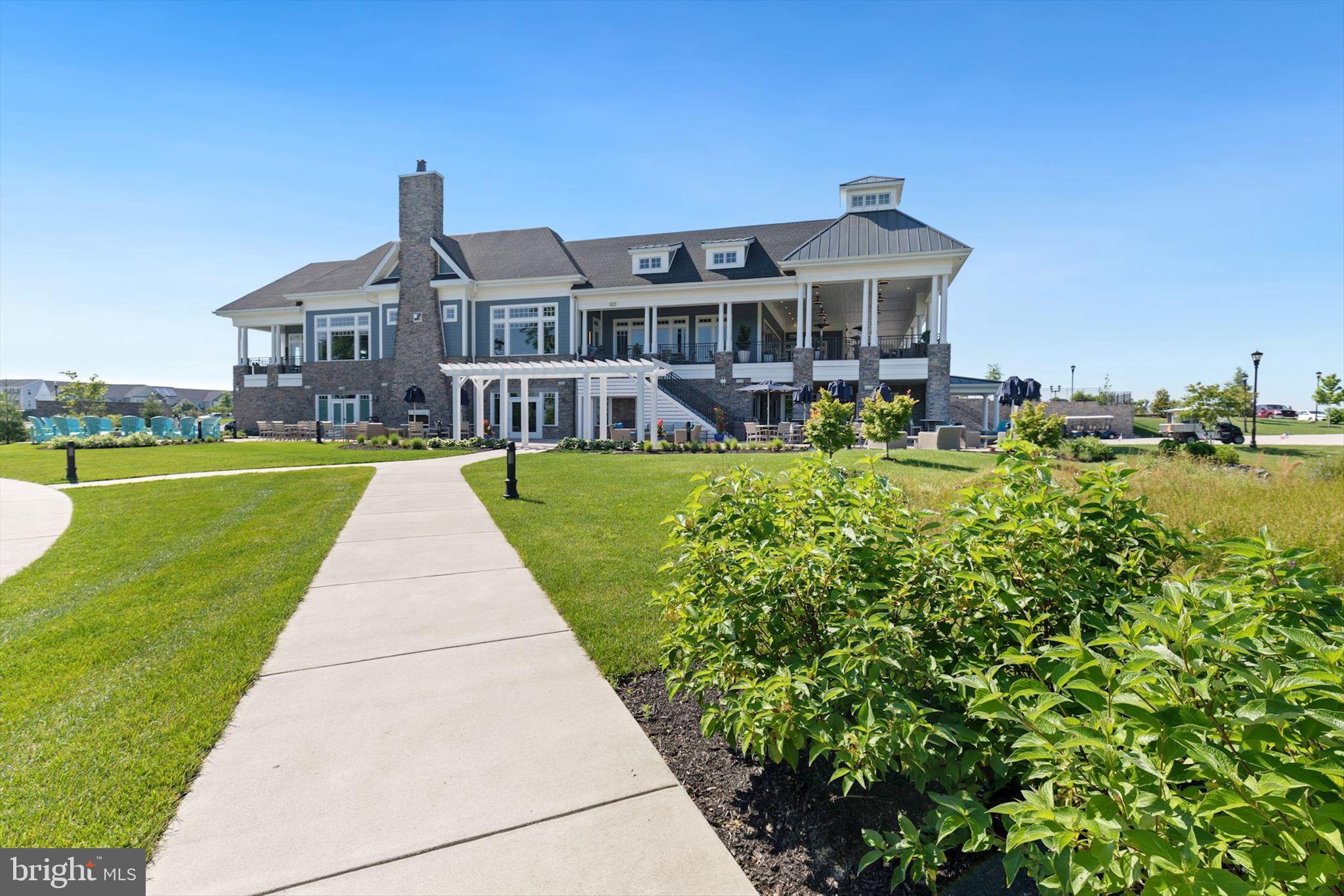 PLANTATION LAKES - Residential