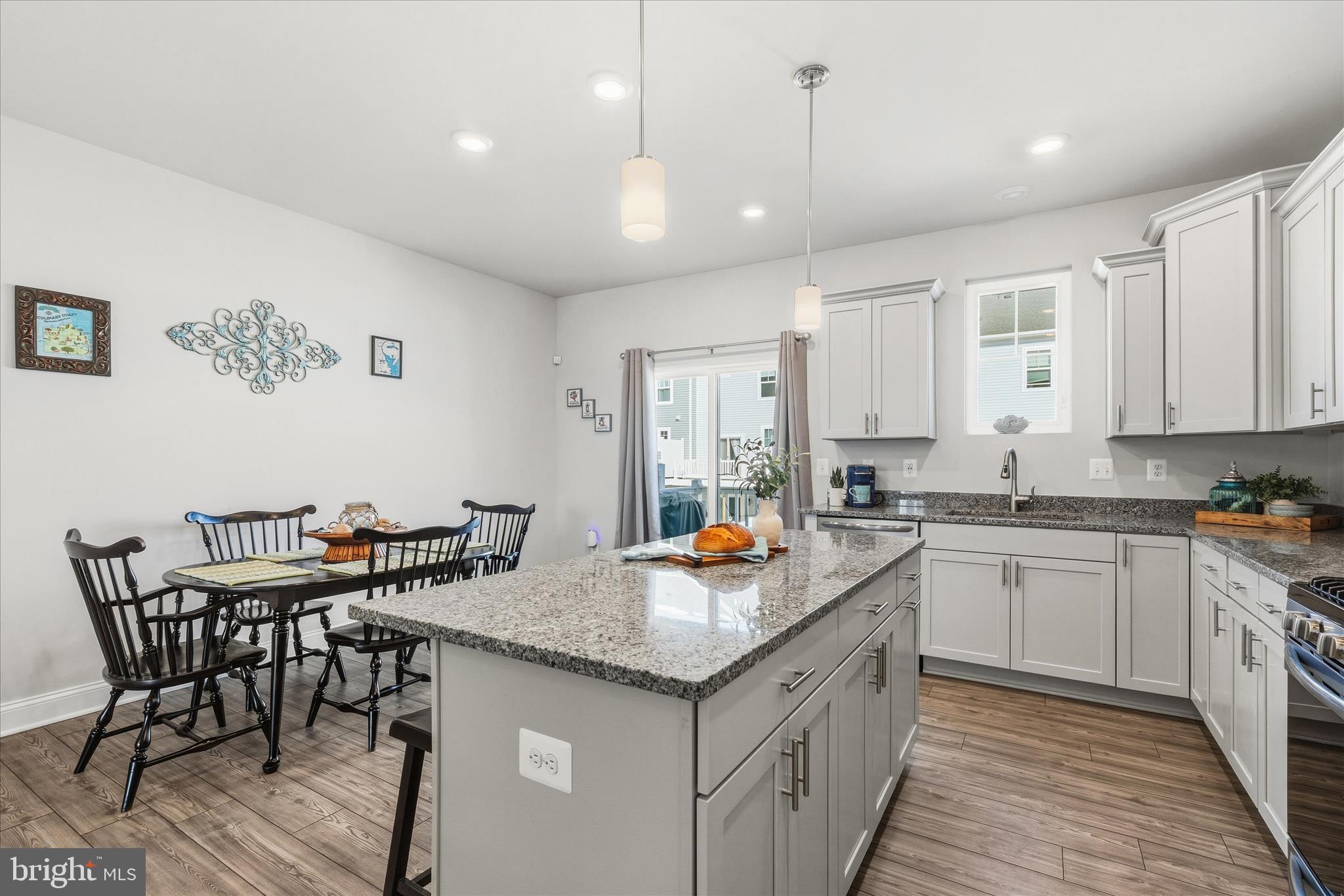 PLANTATION LAKES - Residential