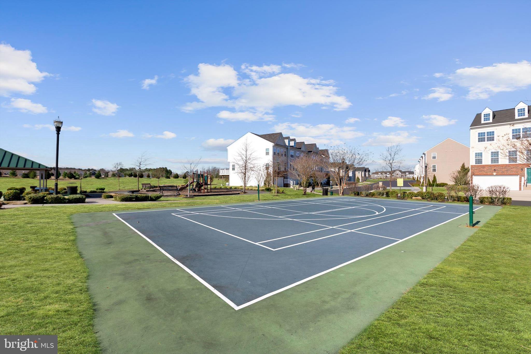 PLANTATION LAKES - Residential