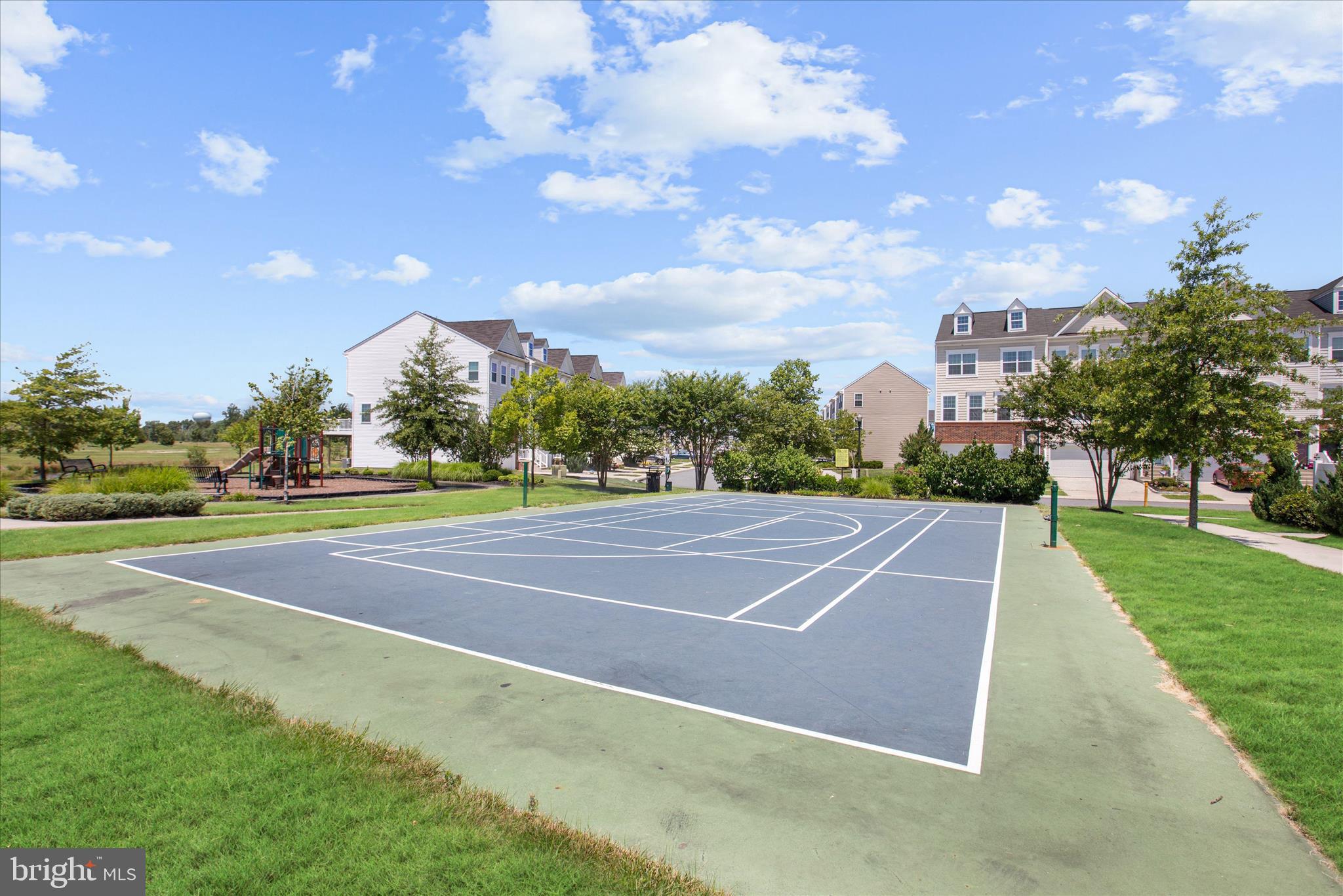 PLANTATION LAKES - Residential