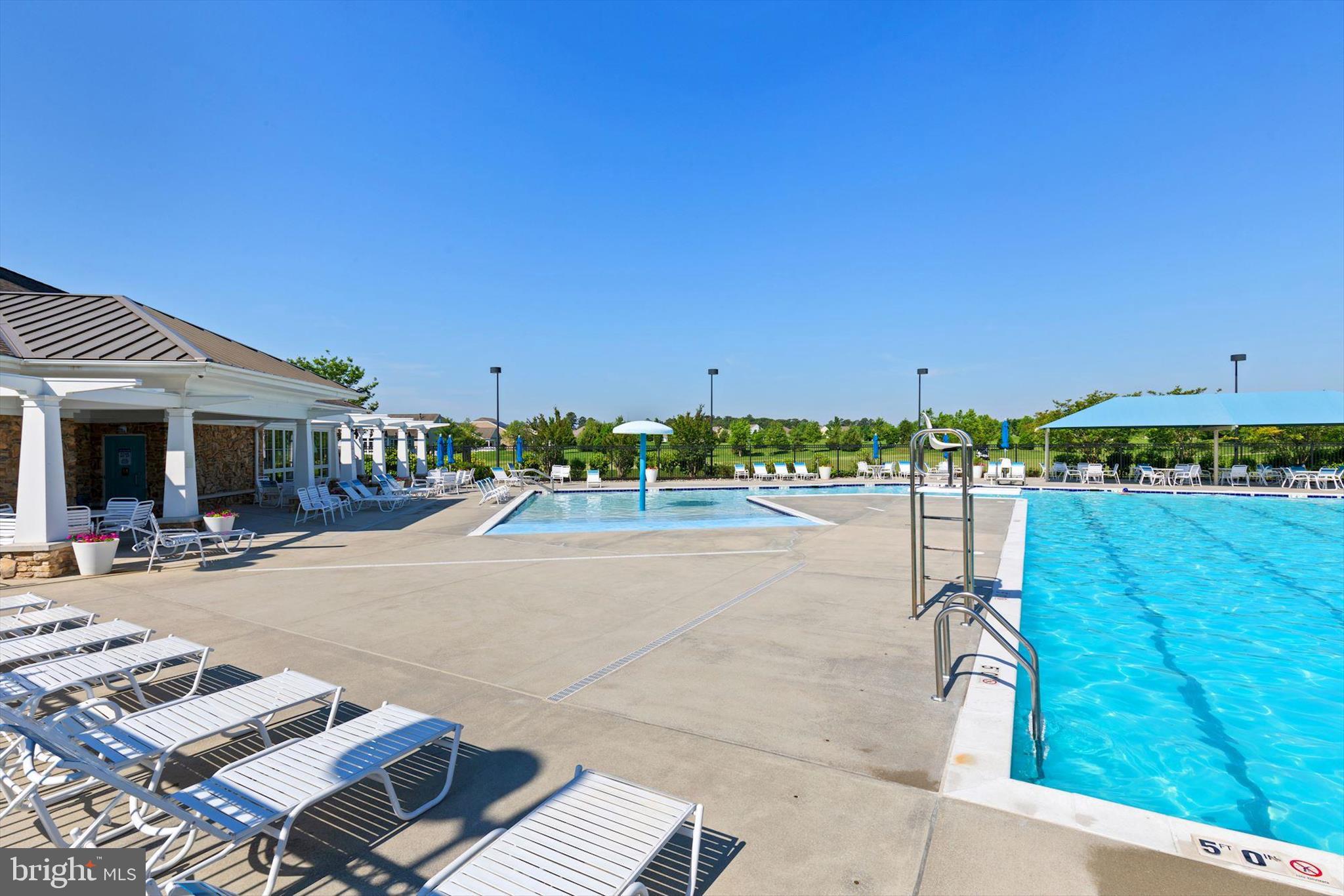 PLANTATION LAKES - Residential