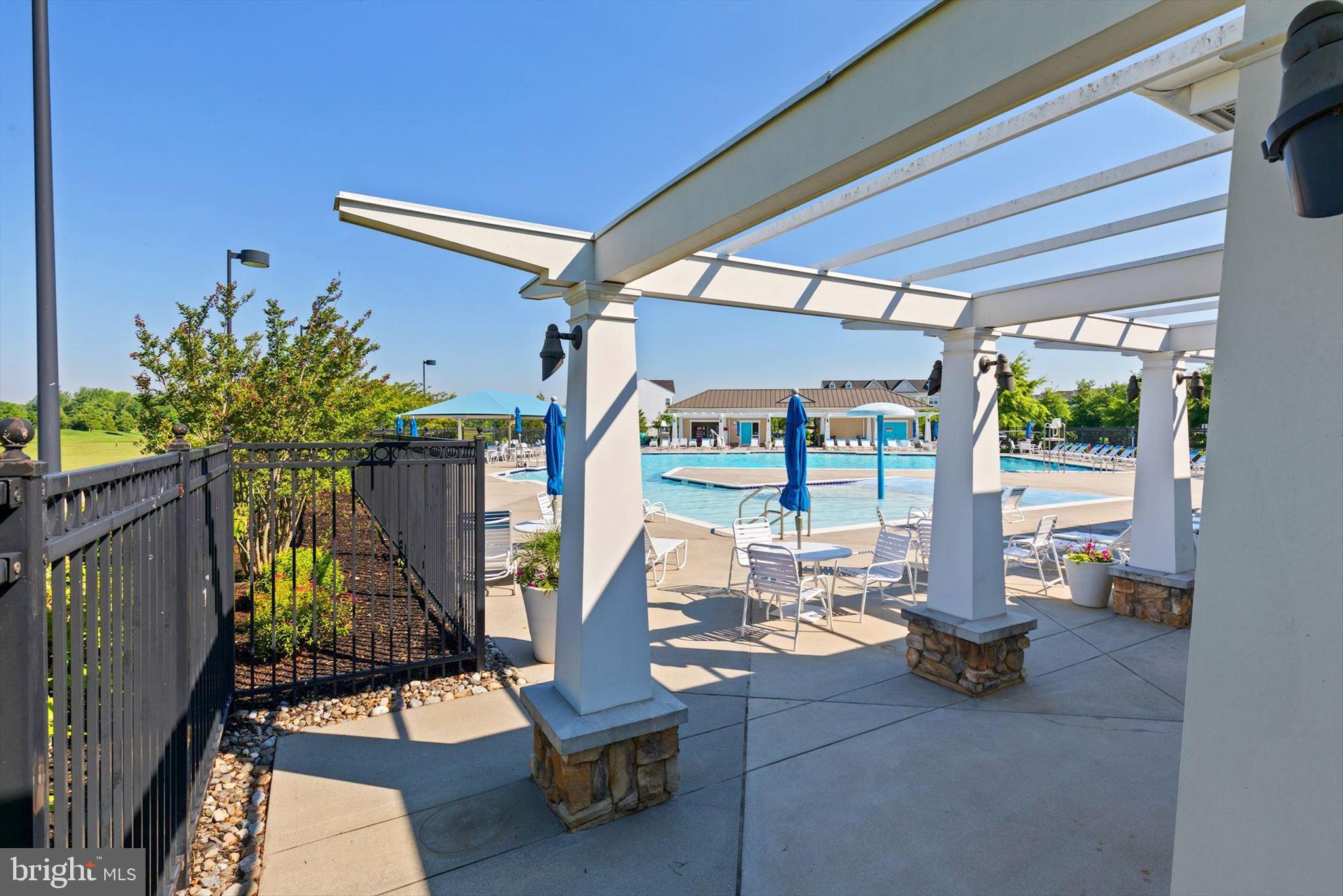 PLANTATION LAKES - Residential